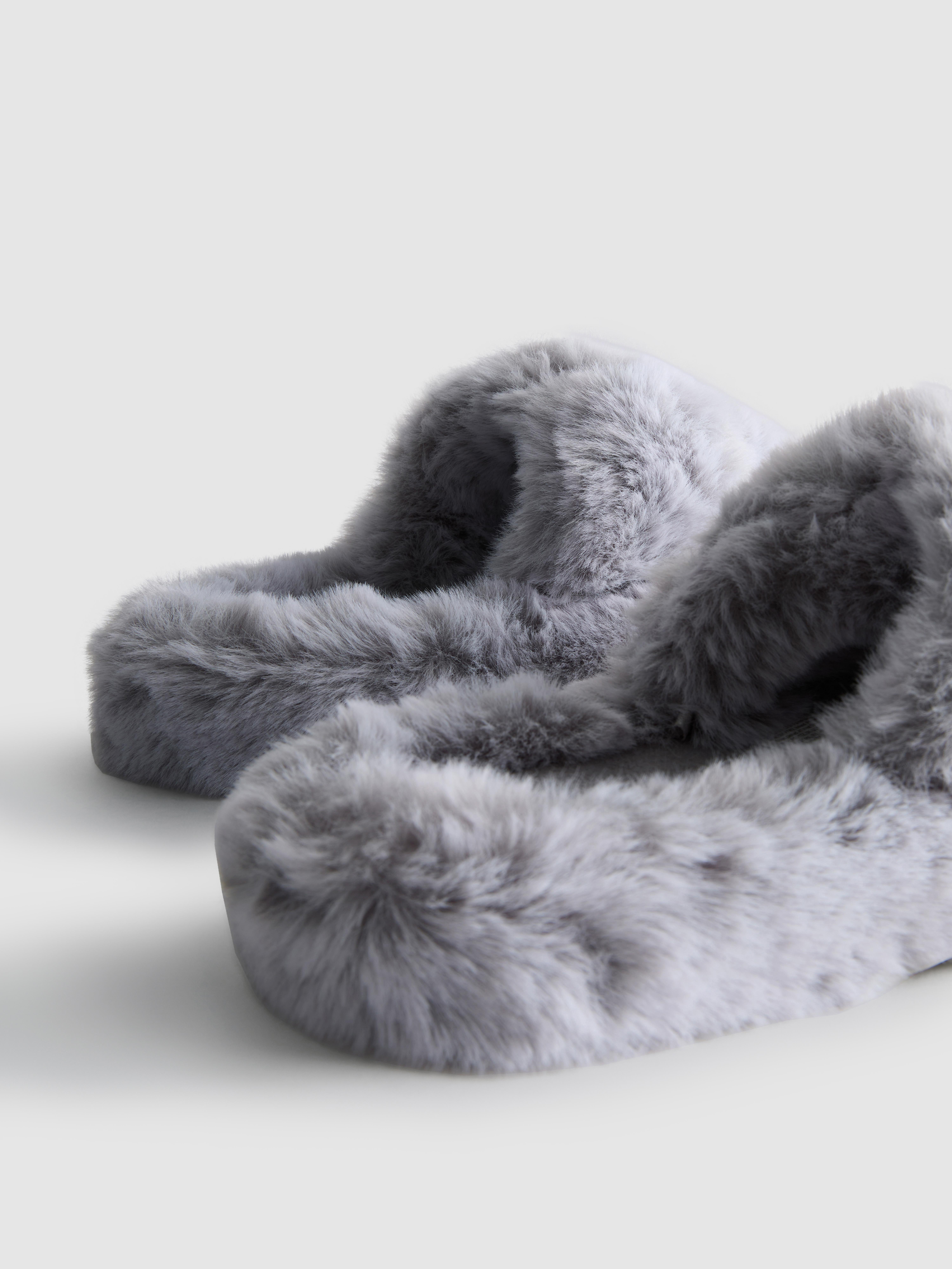 Women's Gray Soft Strap Slippers