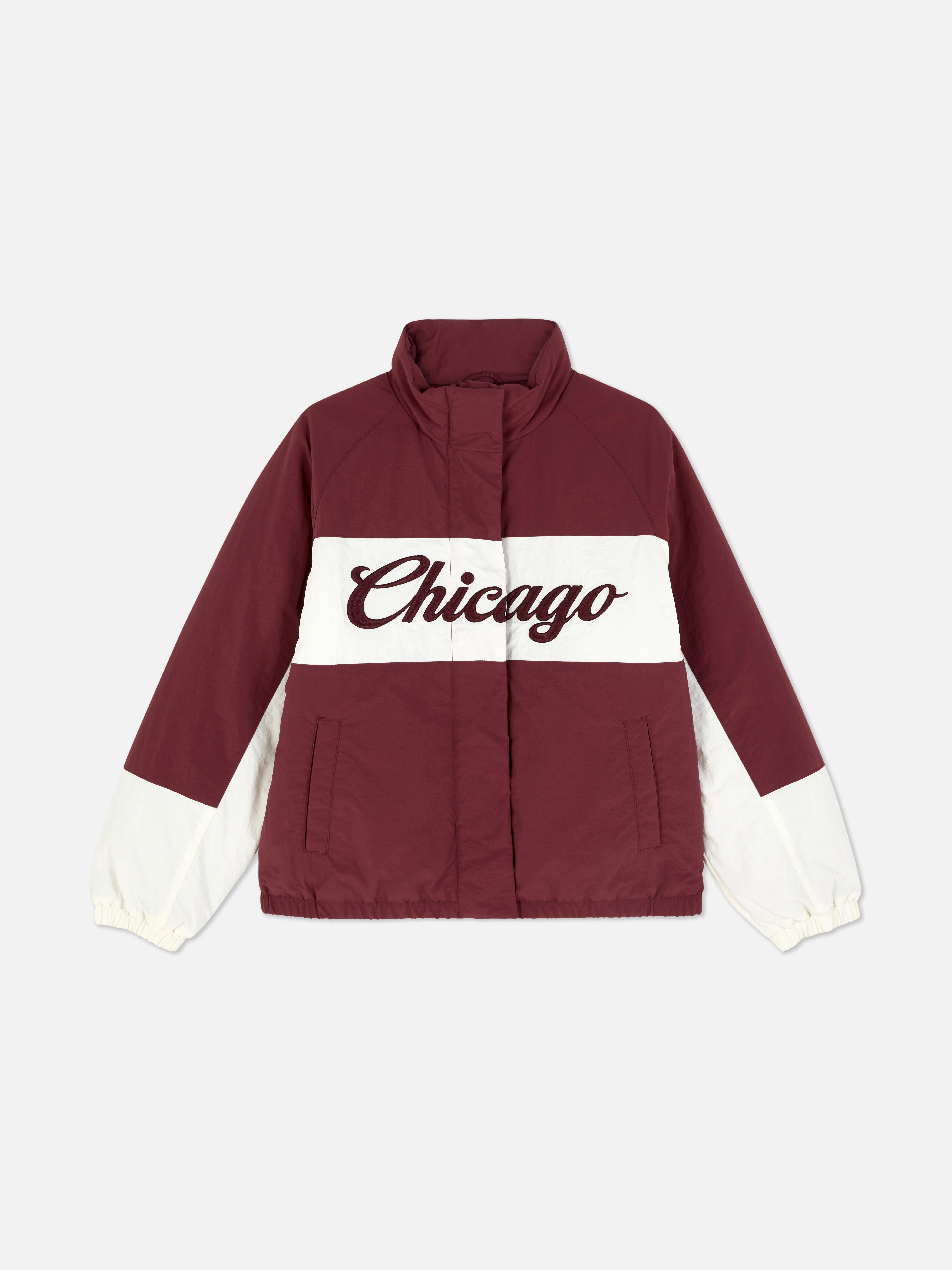 Chaqueta cortavientos con cuello chimenea