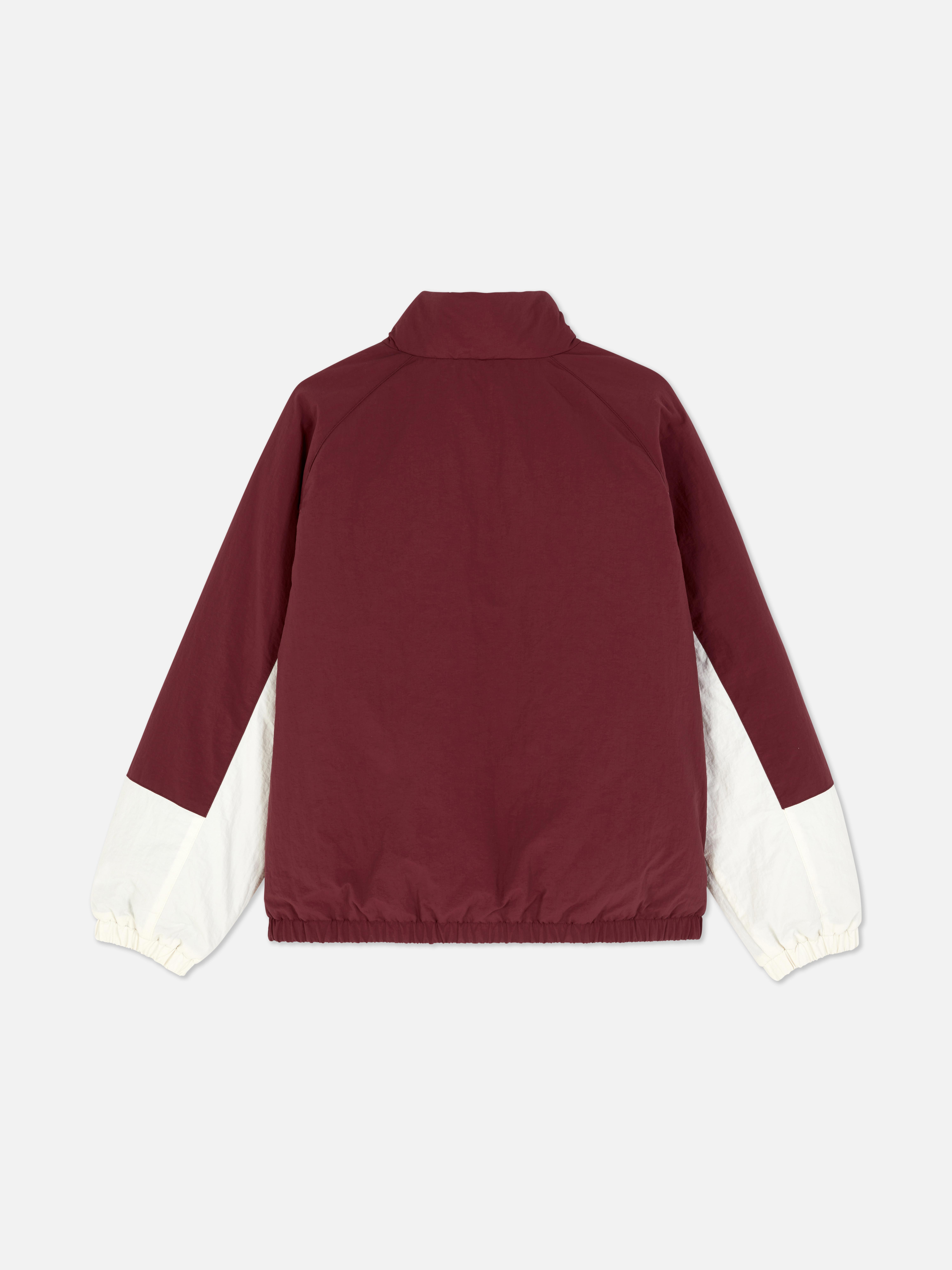 Chaqueta cortavientos con cuello chimenea