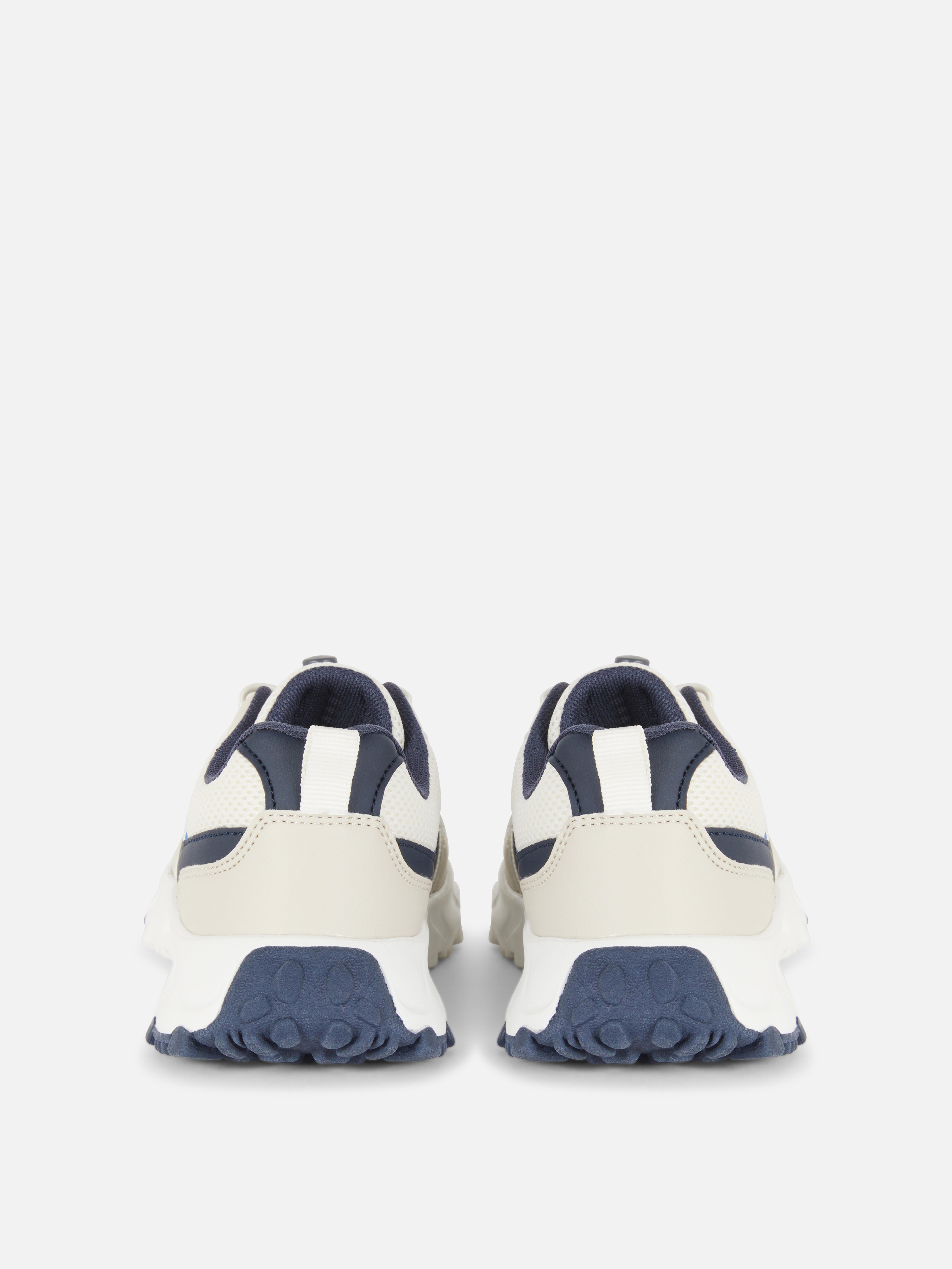 Sportliche Low-Top-Sneaker