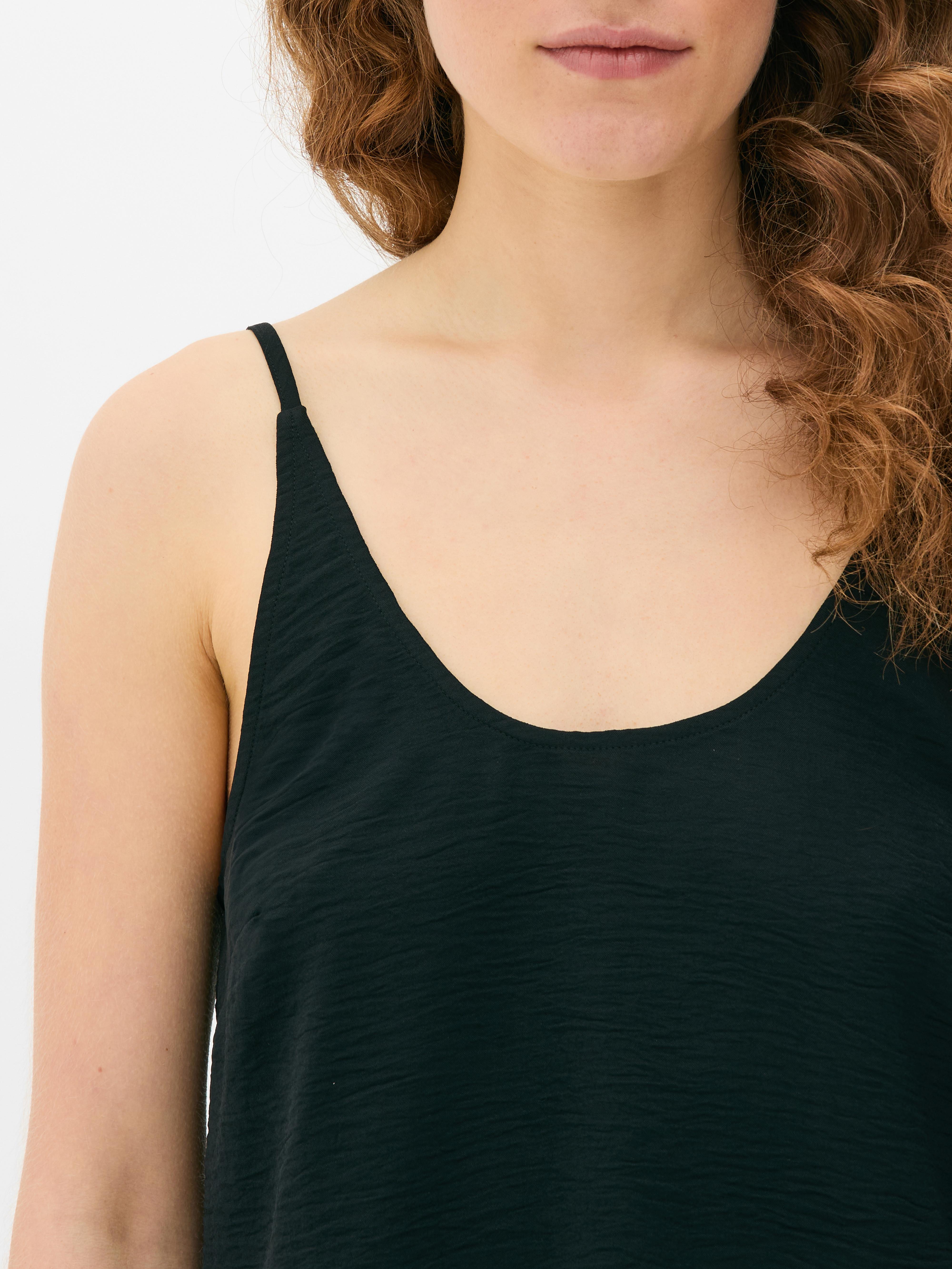 Camiseta de tirantes fluida