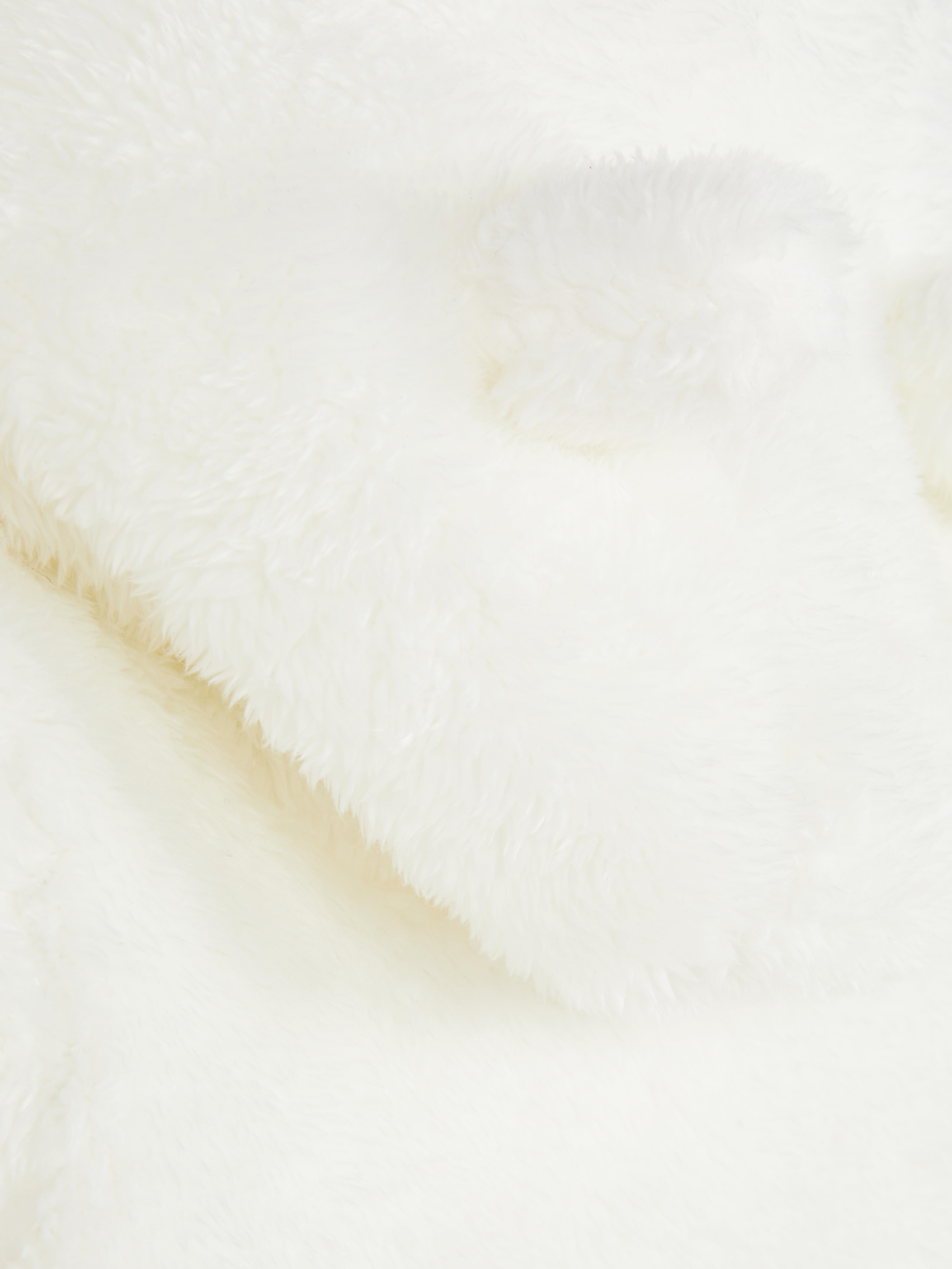 Flauschige Jacke mit Reißverschluss