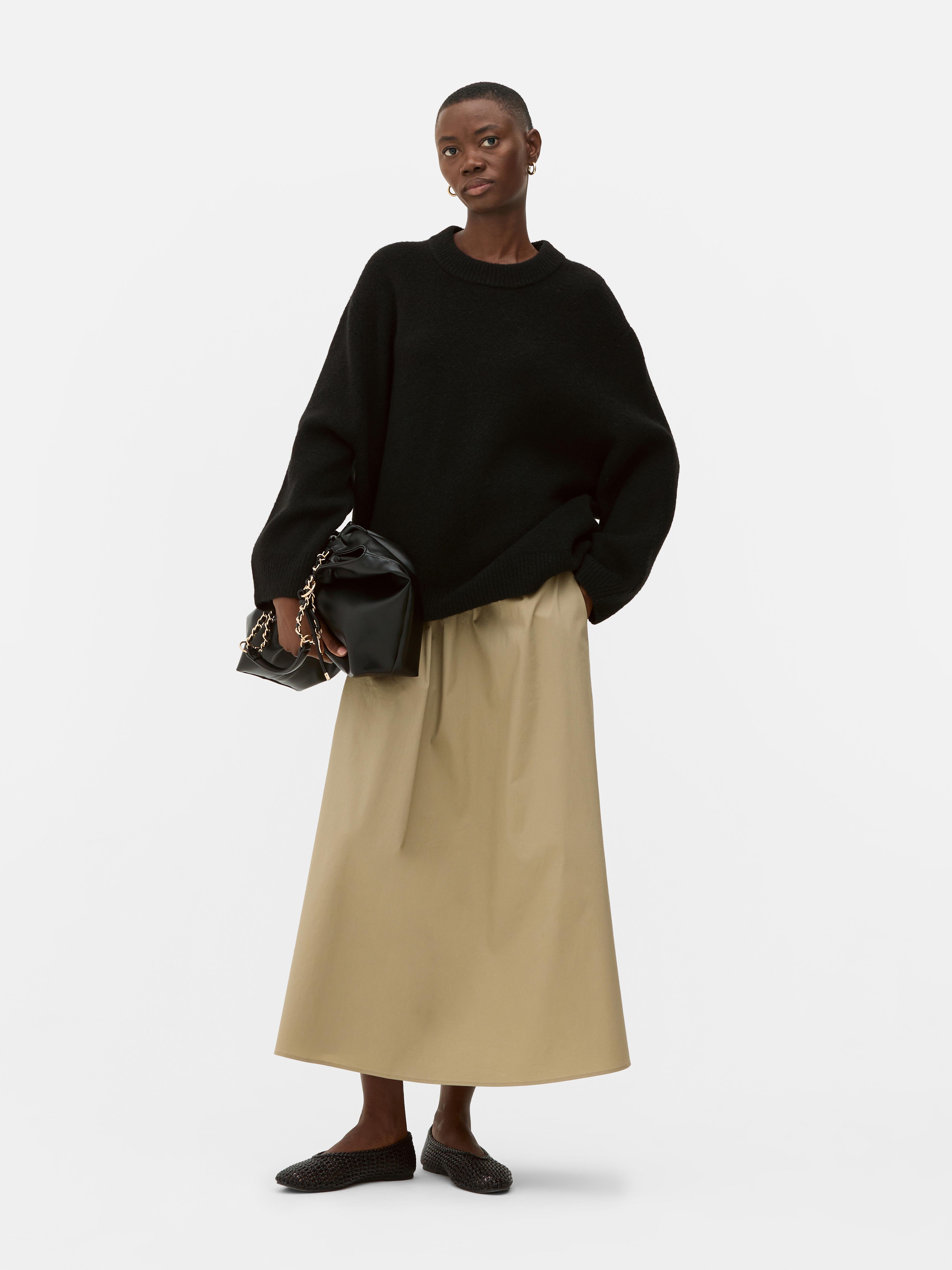 Maglione girocollo basic dalla vestibilità comoda