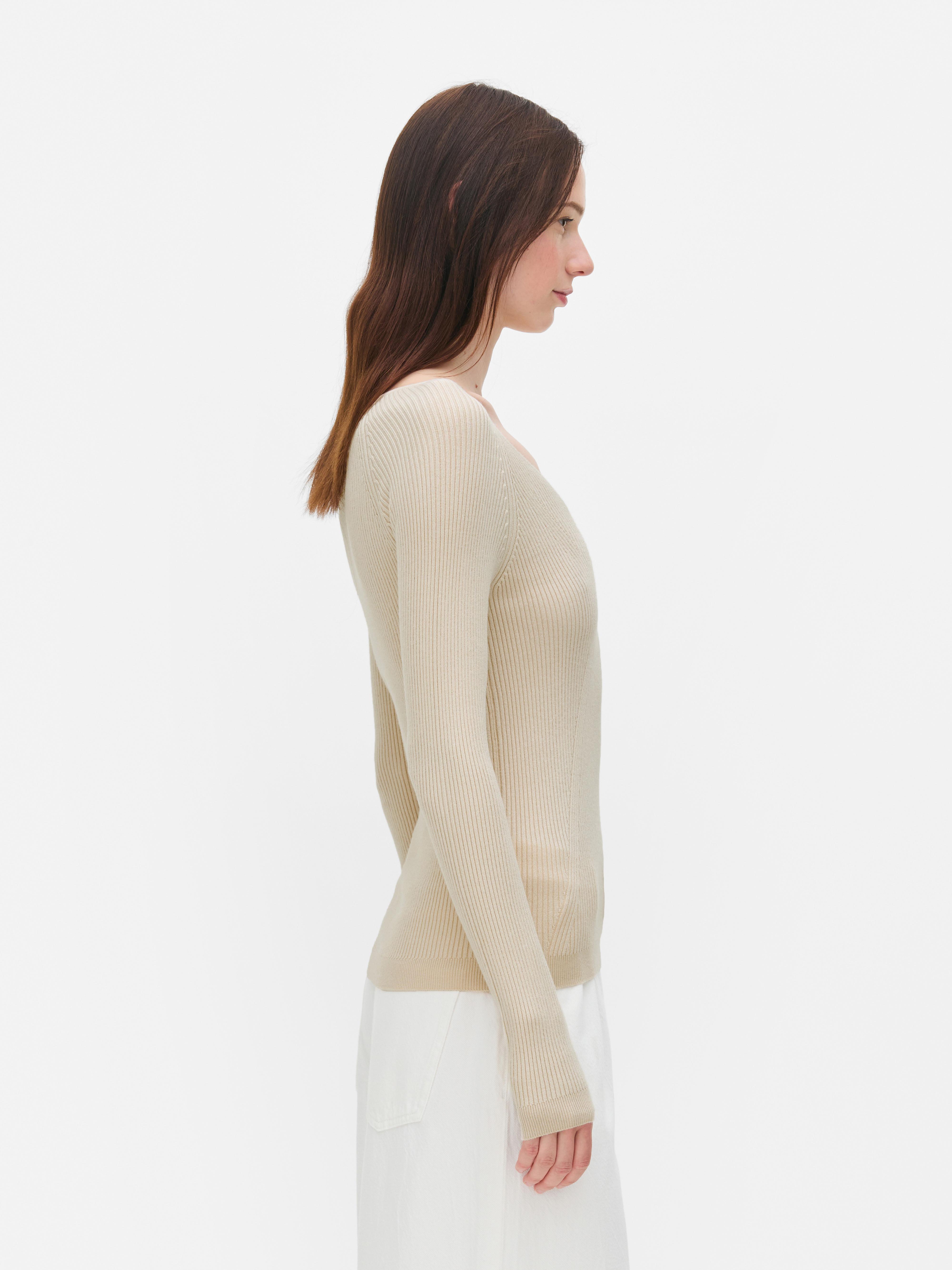 Langärmeliger, gerippter Pullover