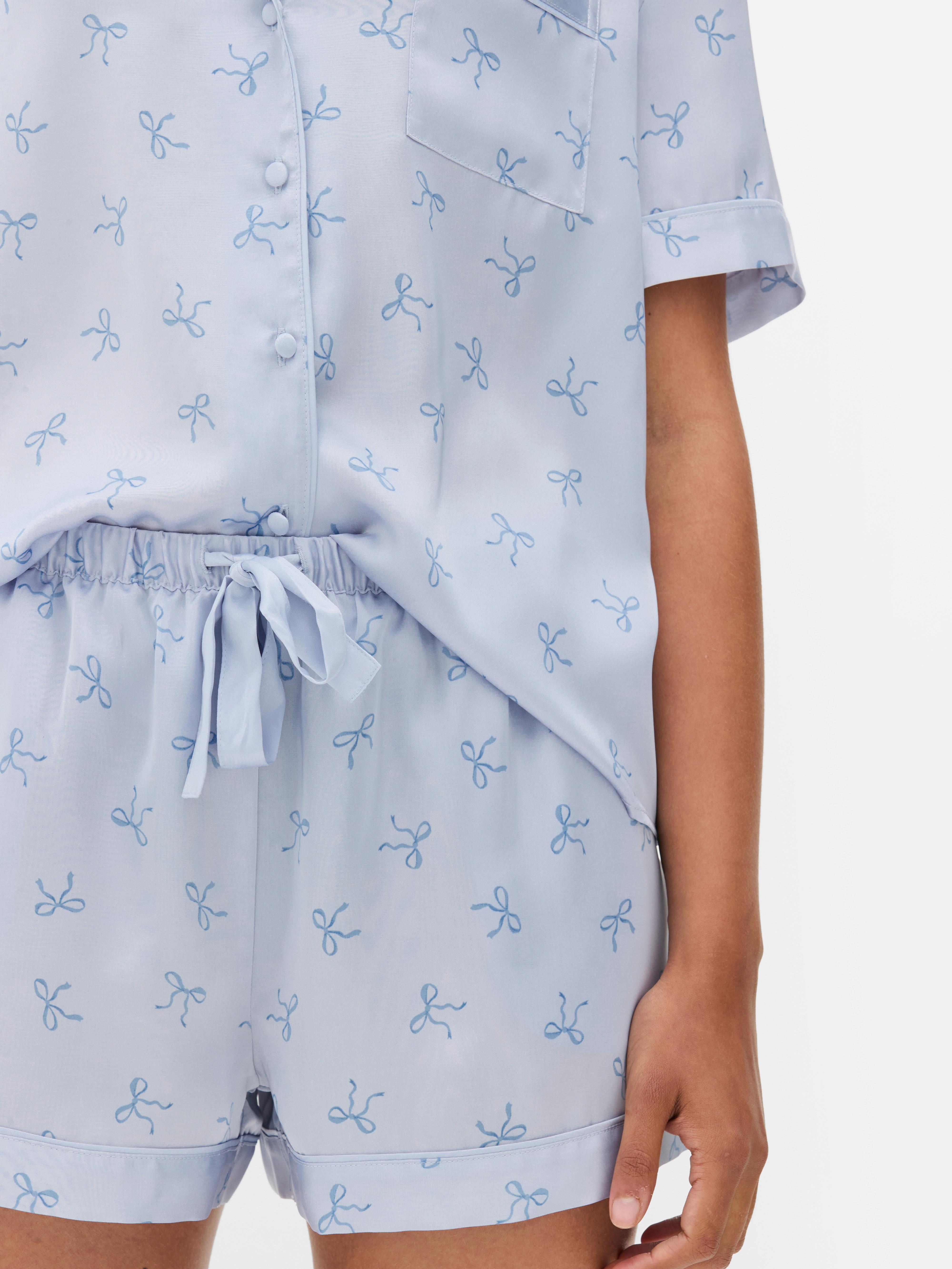 Set de pijamale scurte boyfriend din satin cu imprimeu