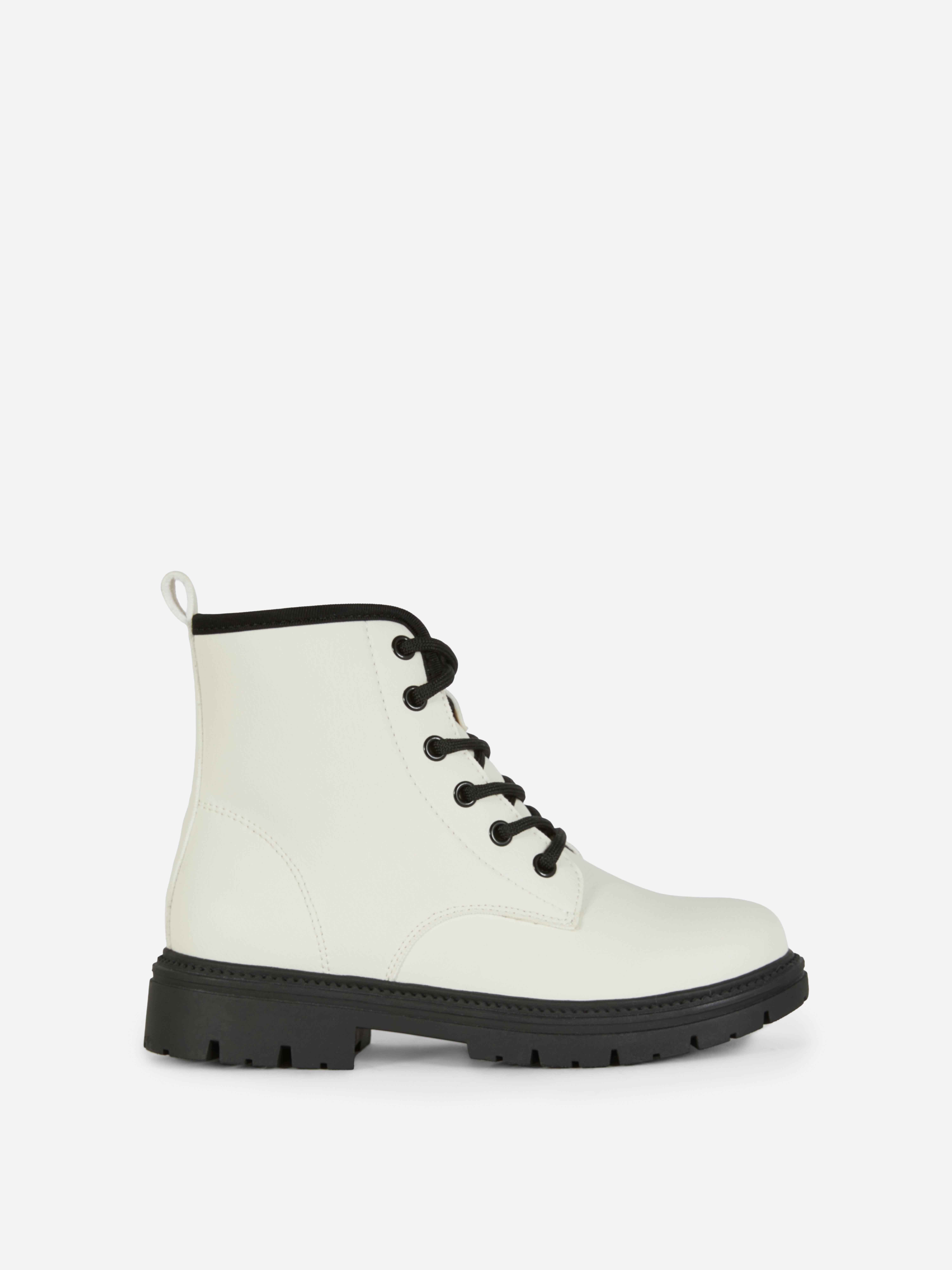Bottines zippées à semelle crantée