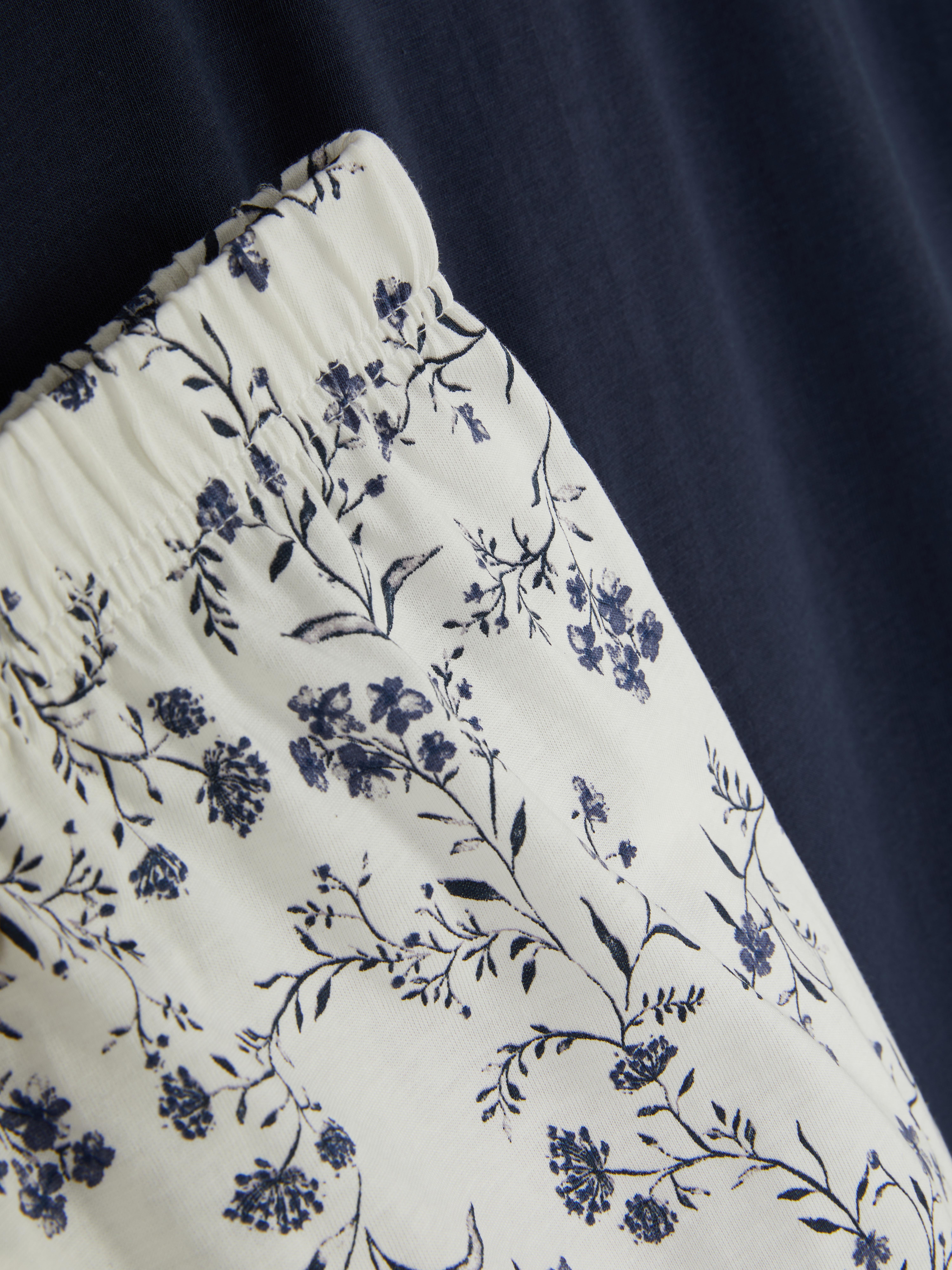 Patterned Pyjama Set