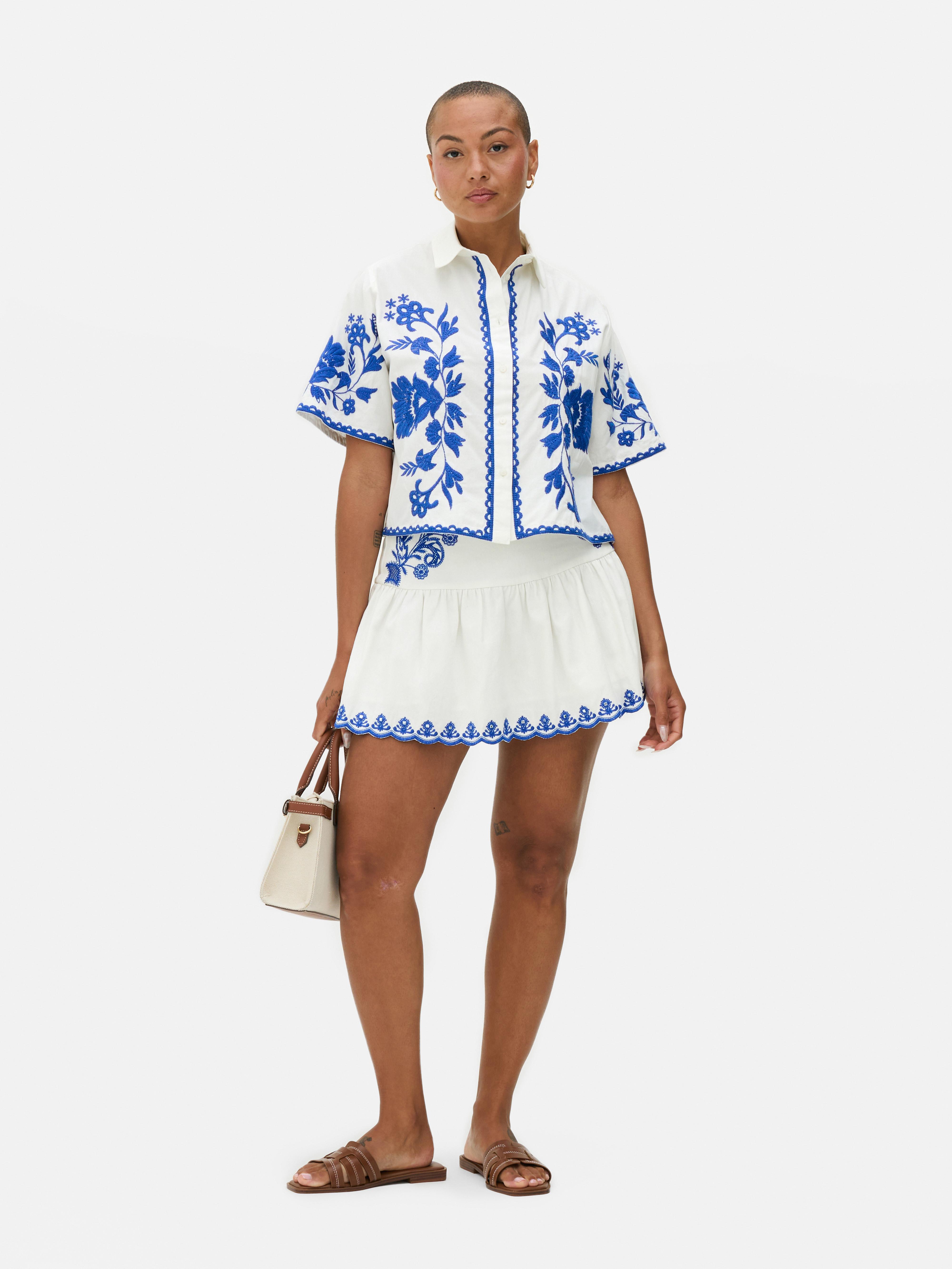 Minifalda bordada