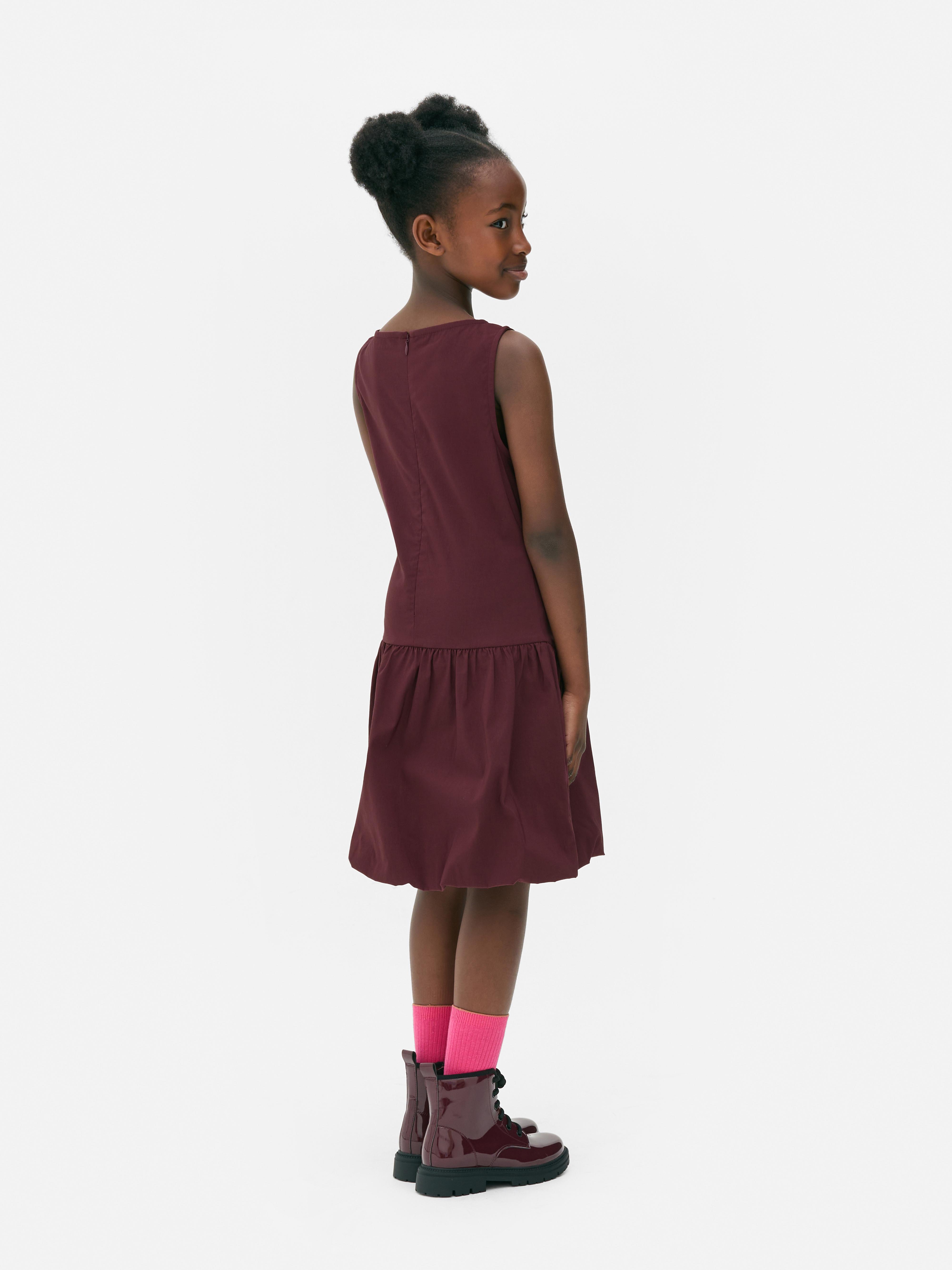 Robe sans manches à ourlet boule