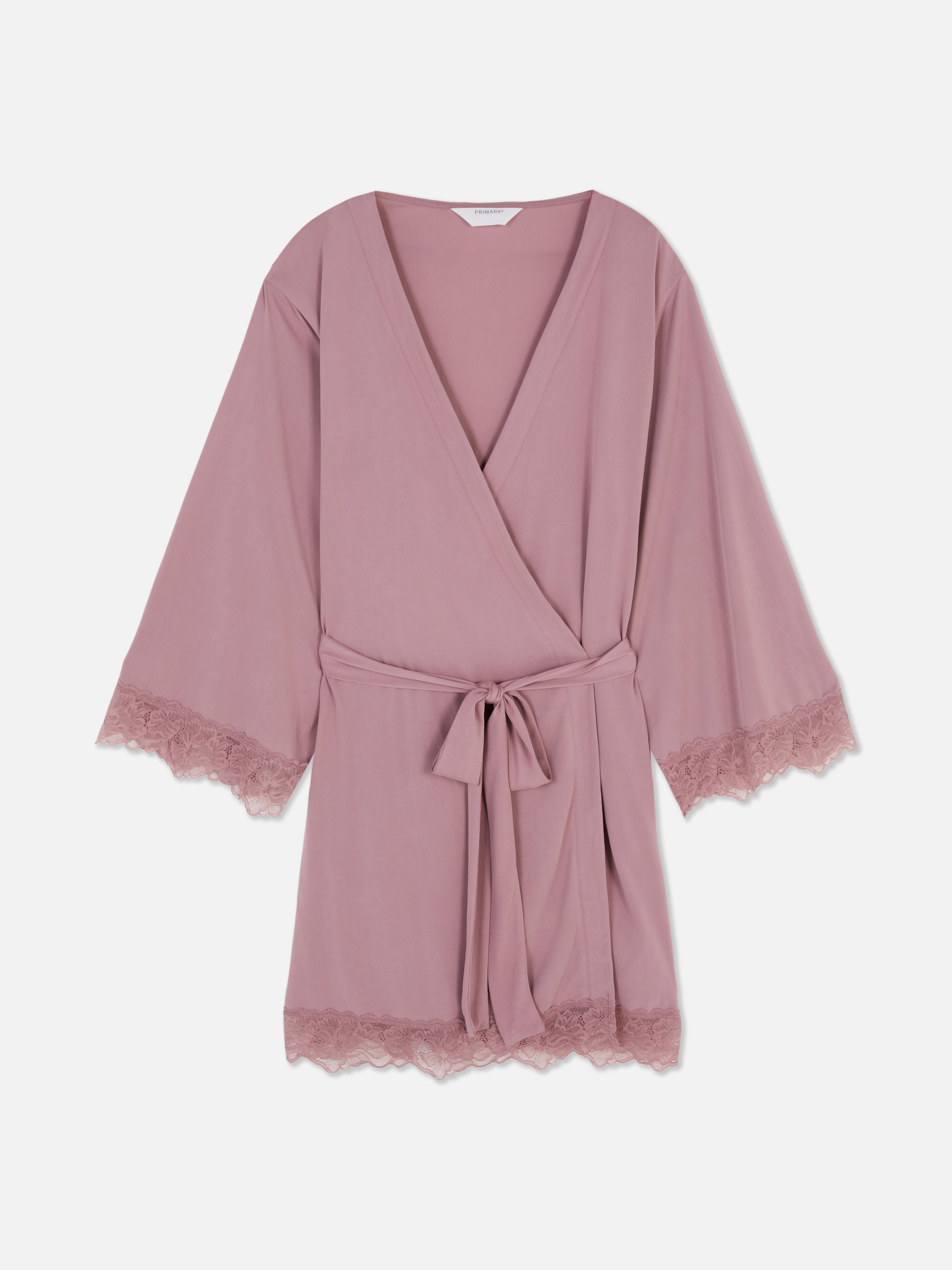 Robe de chambre mi-longue avec liseré en dentelle