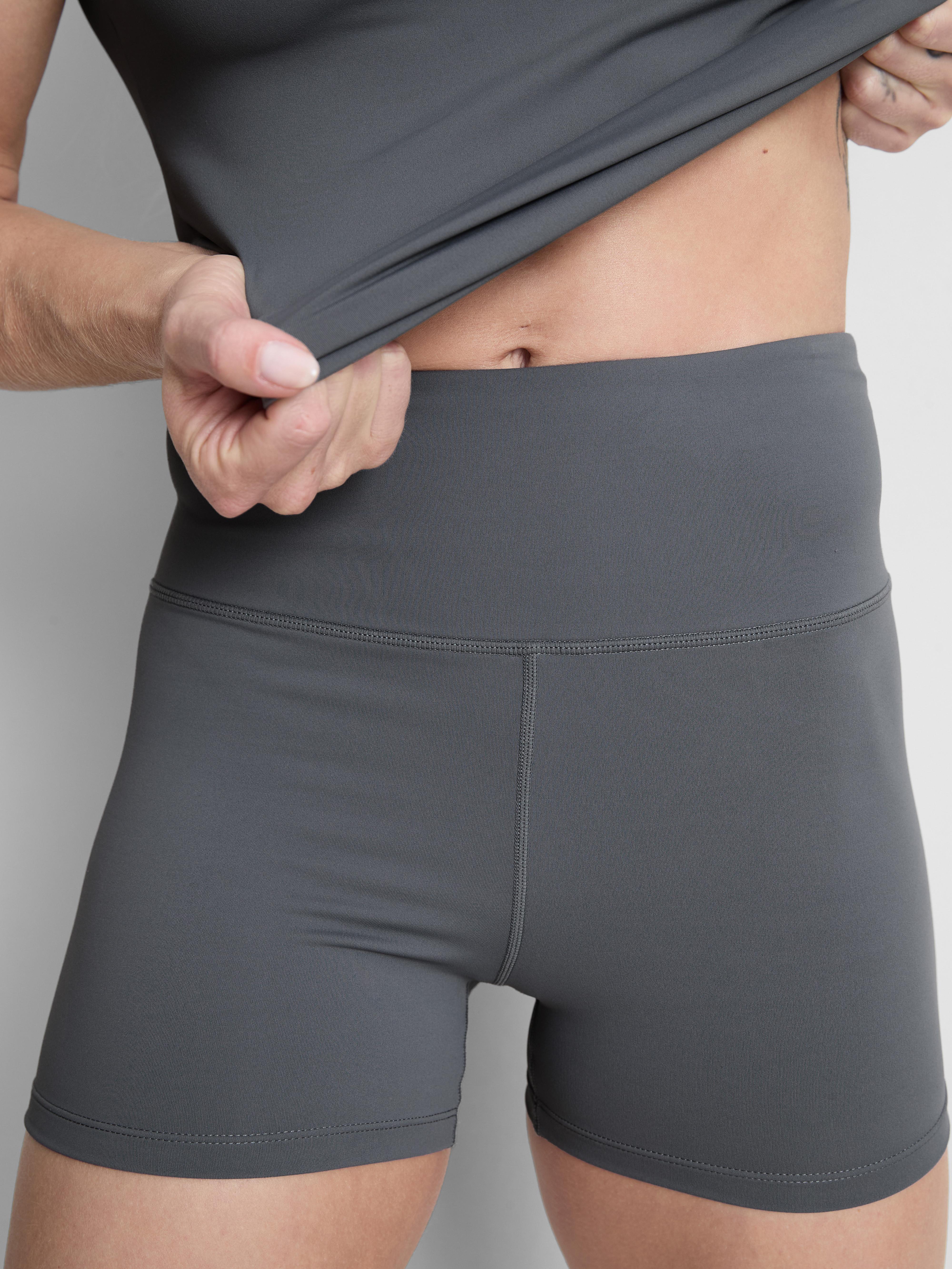 Micropantalones deportivos cortos y ultrasuaves