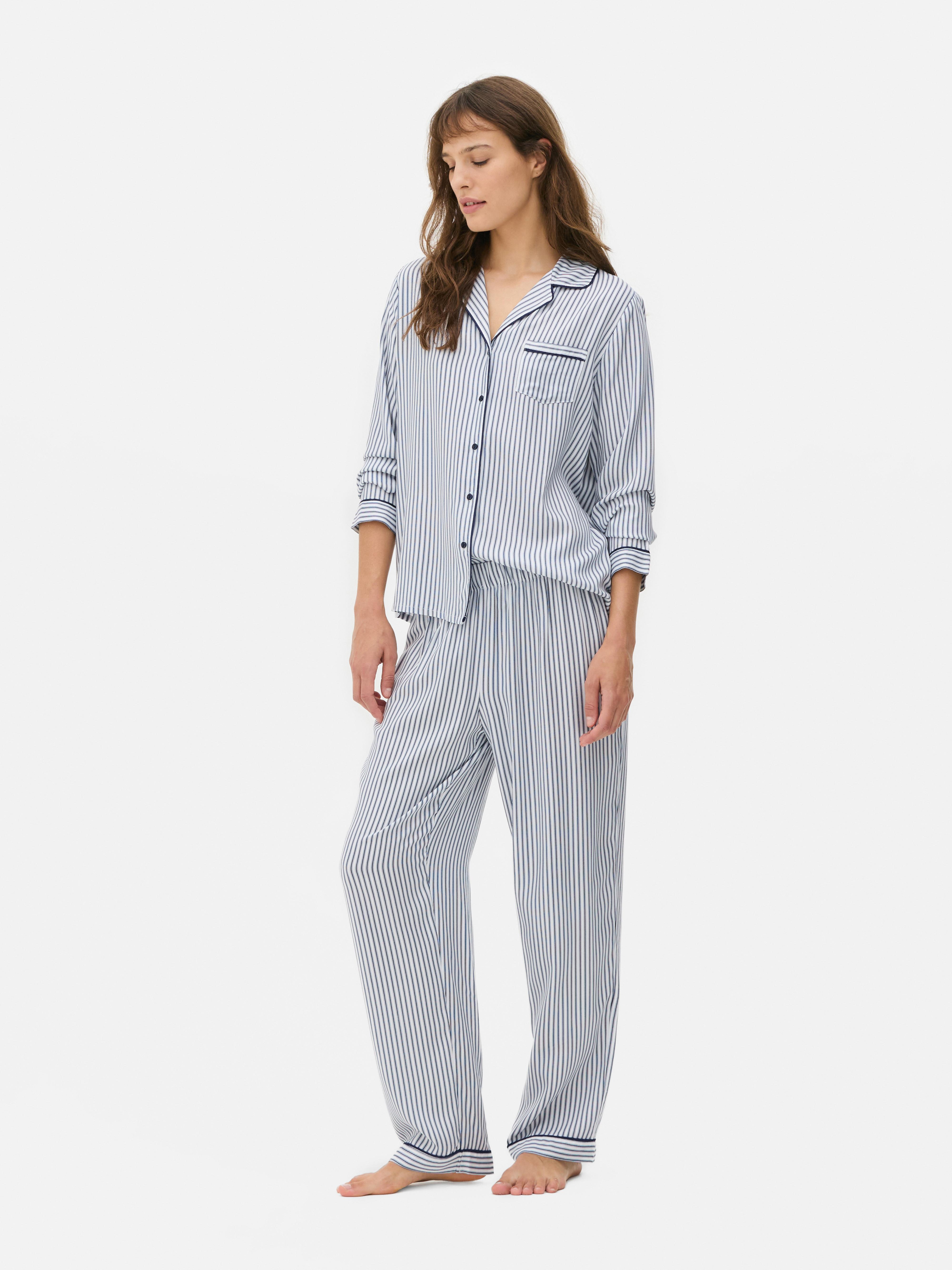 Pijama de sarga de estilo boyfriend
