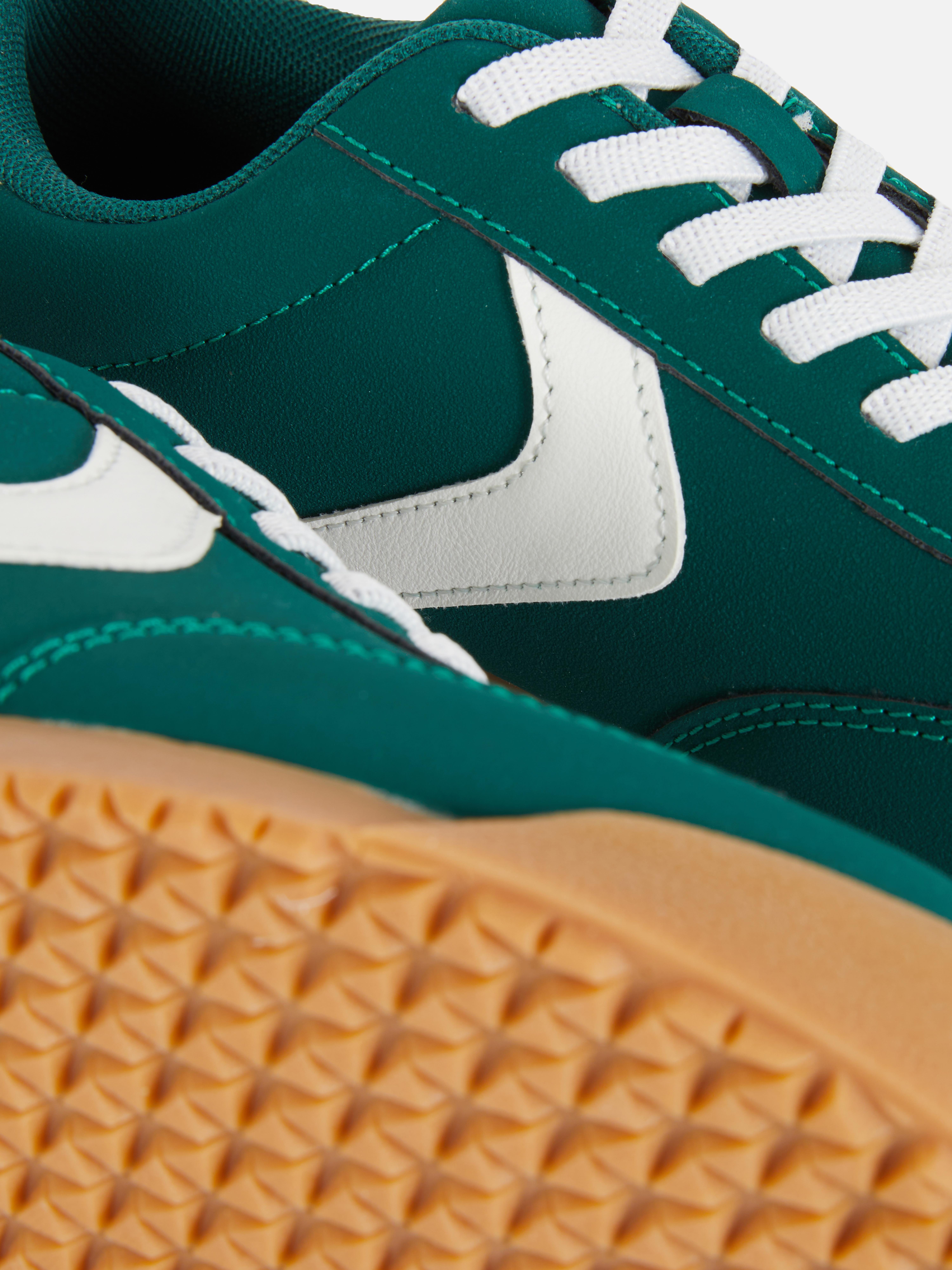 Low-Top-Sneaker mit Gummisohle