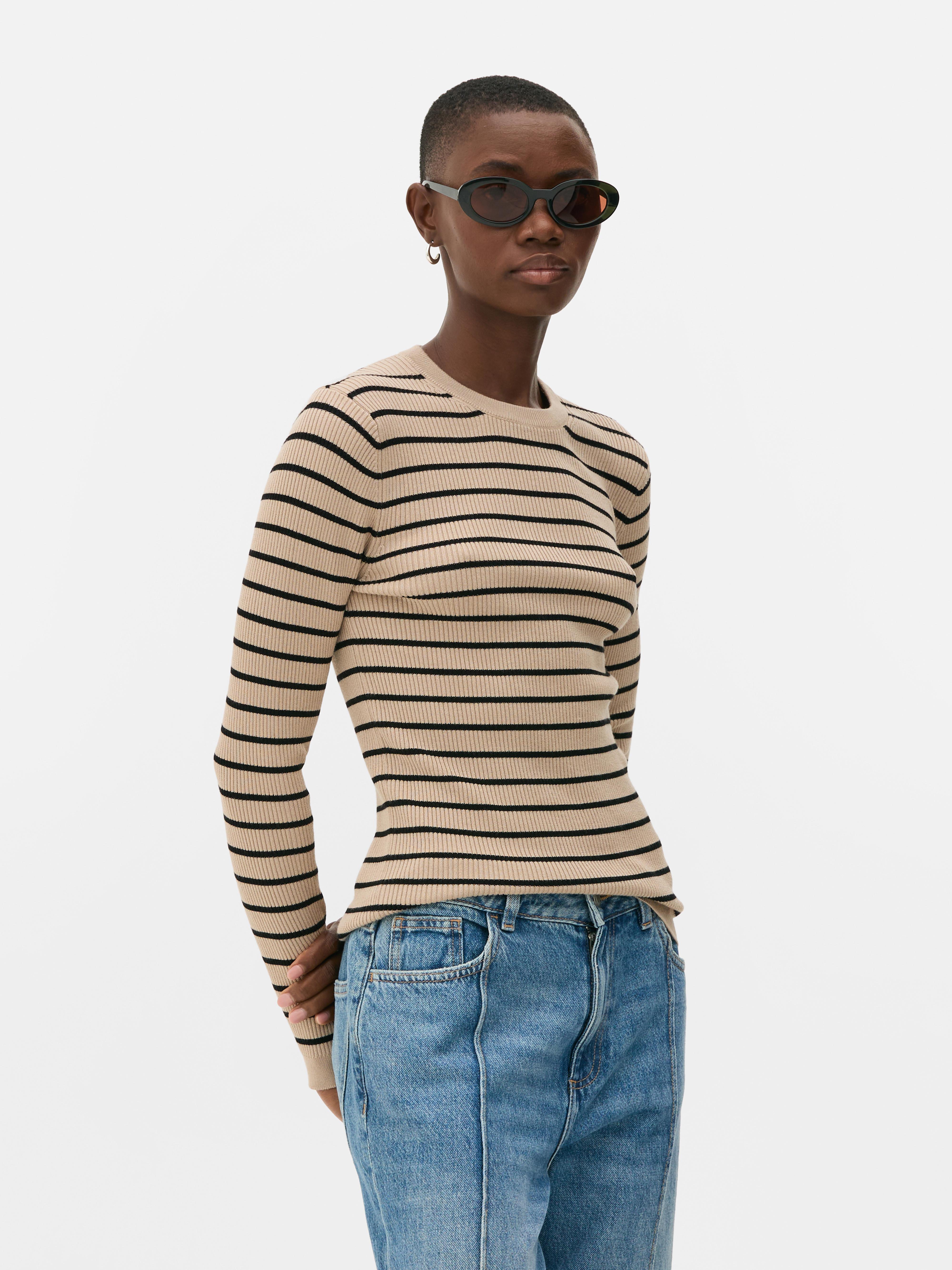 Gerippter Pullover mit Rundhalsausschnitt