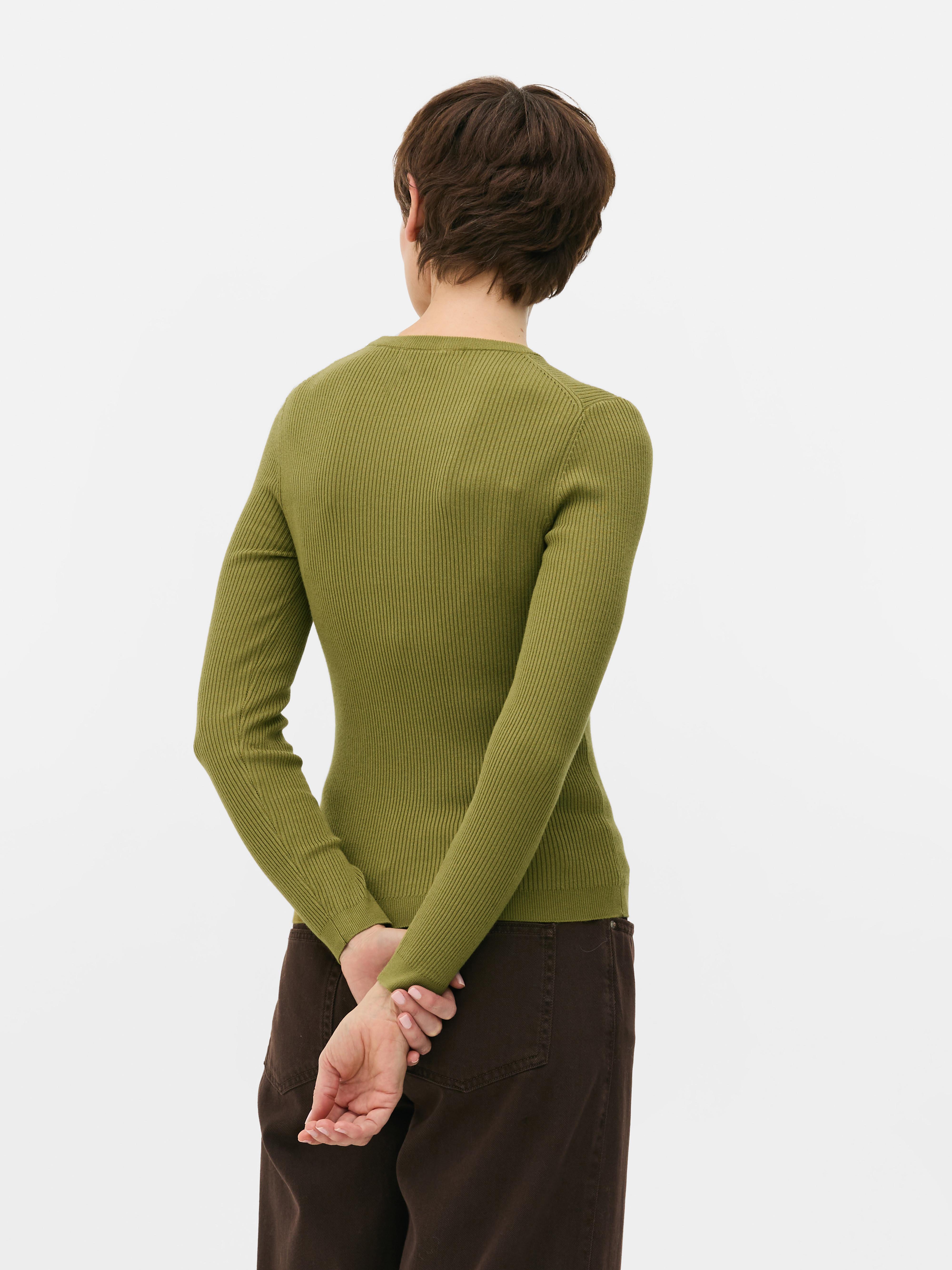 Gerippter Pullover mit Rundhalsausschnitt