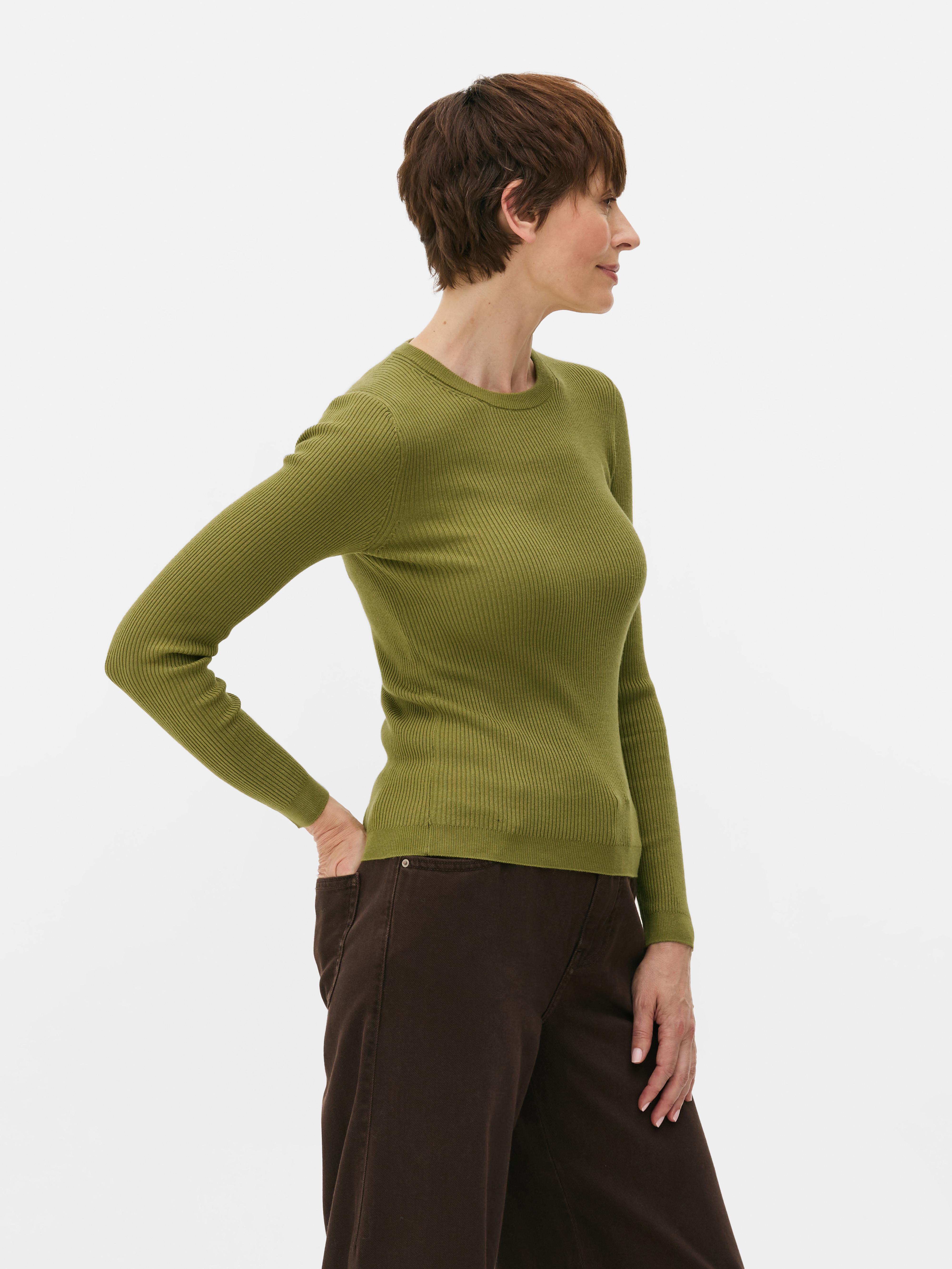 Gerippter Pullover mit Rundhalsausschnitt
