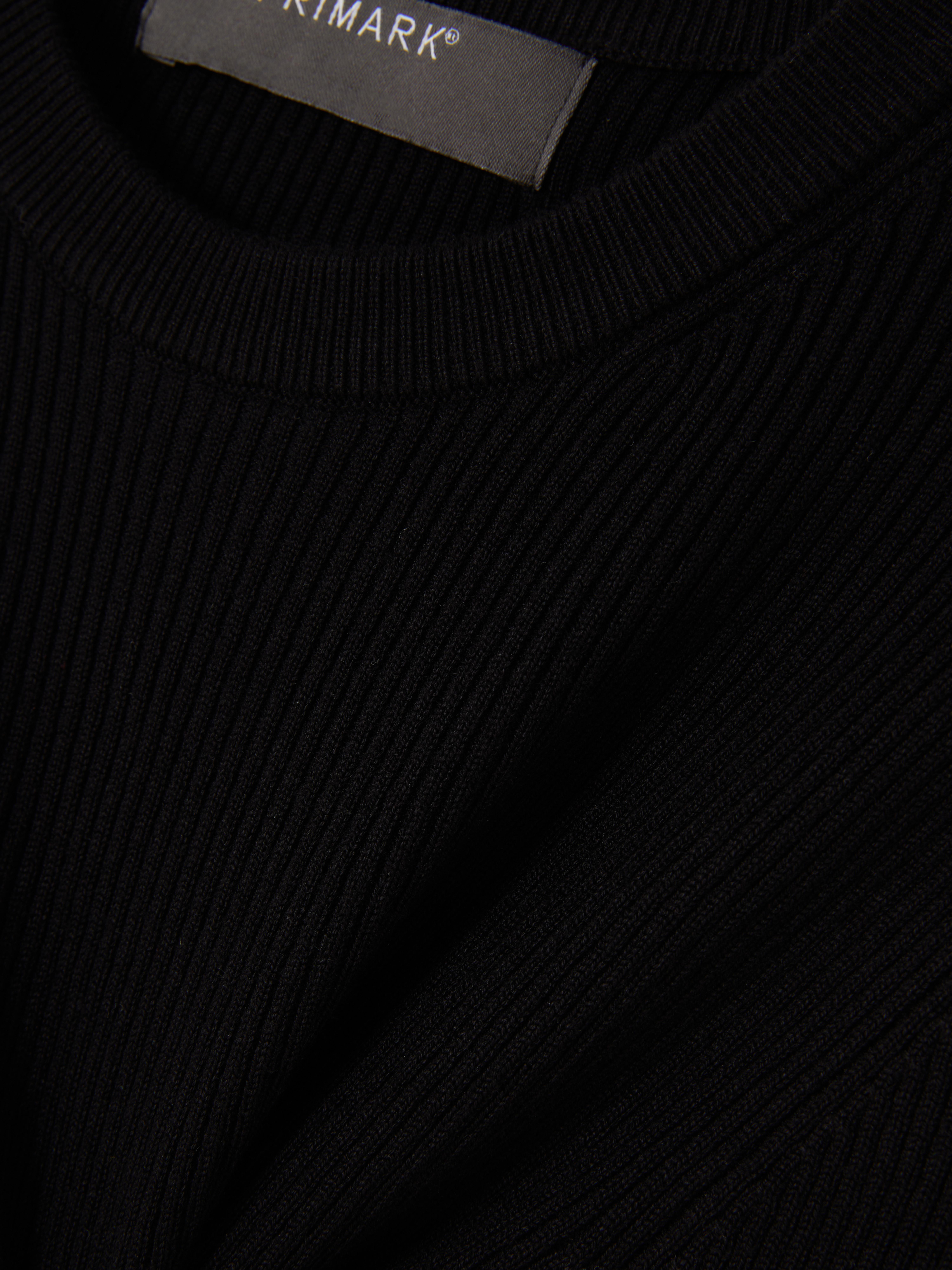 Ribbed Crew Neck Sweater