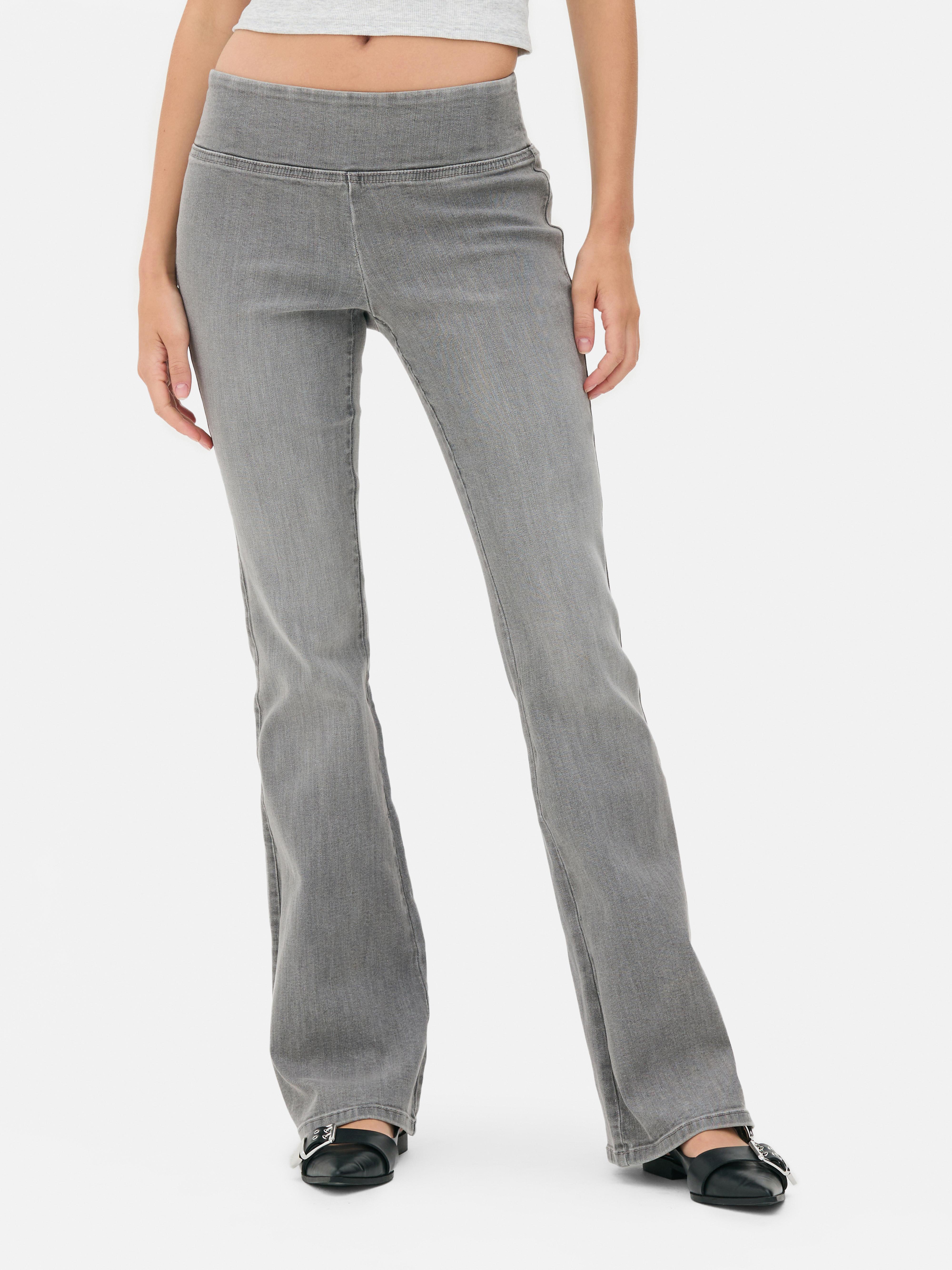 Középmagas derekú, trapézszárú jeggings