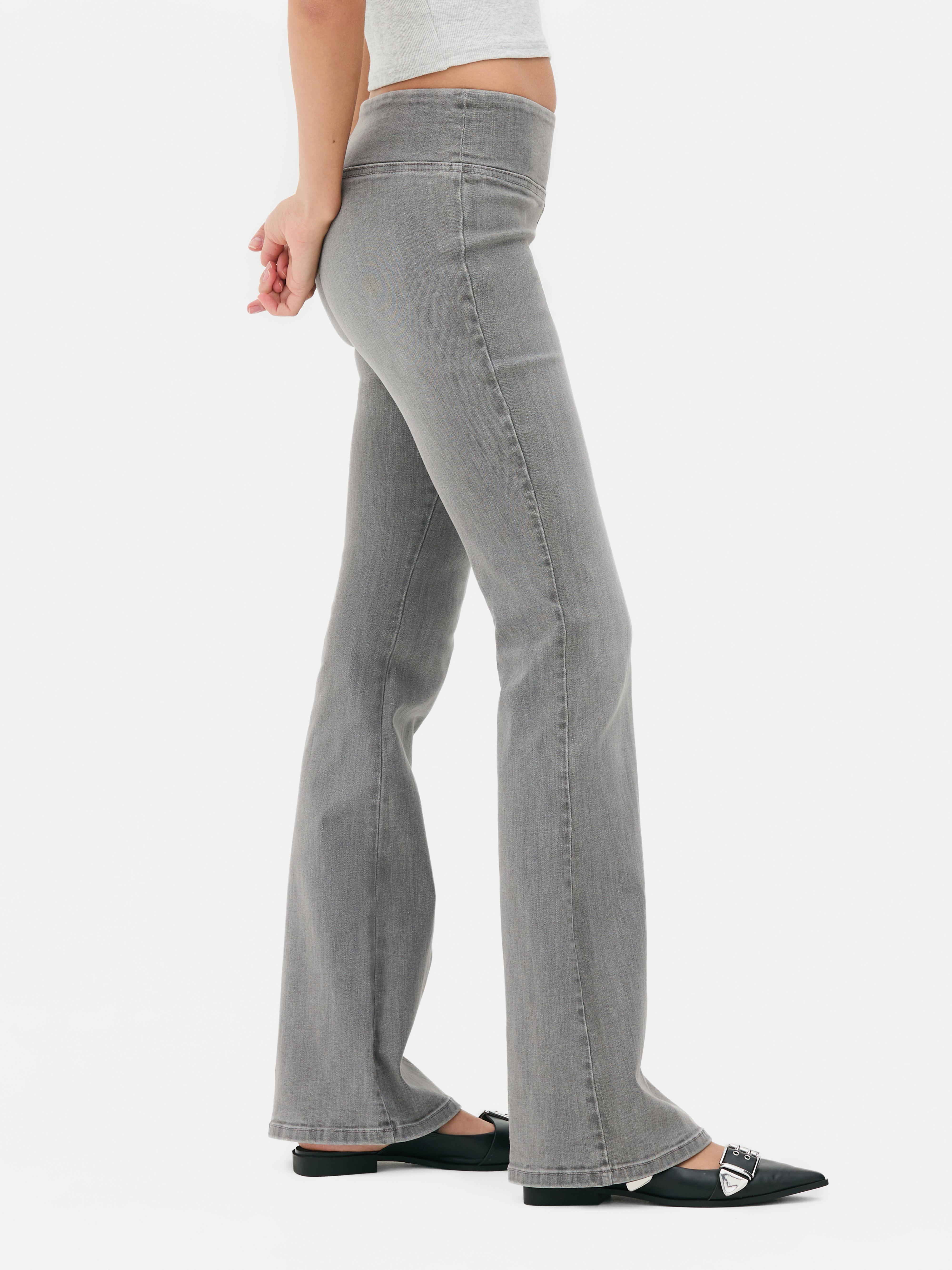 Középmagas derekú, trapézszárú jeggings