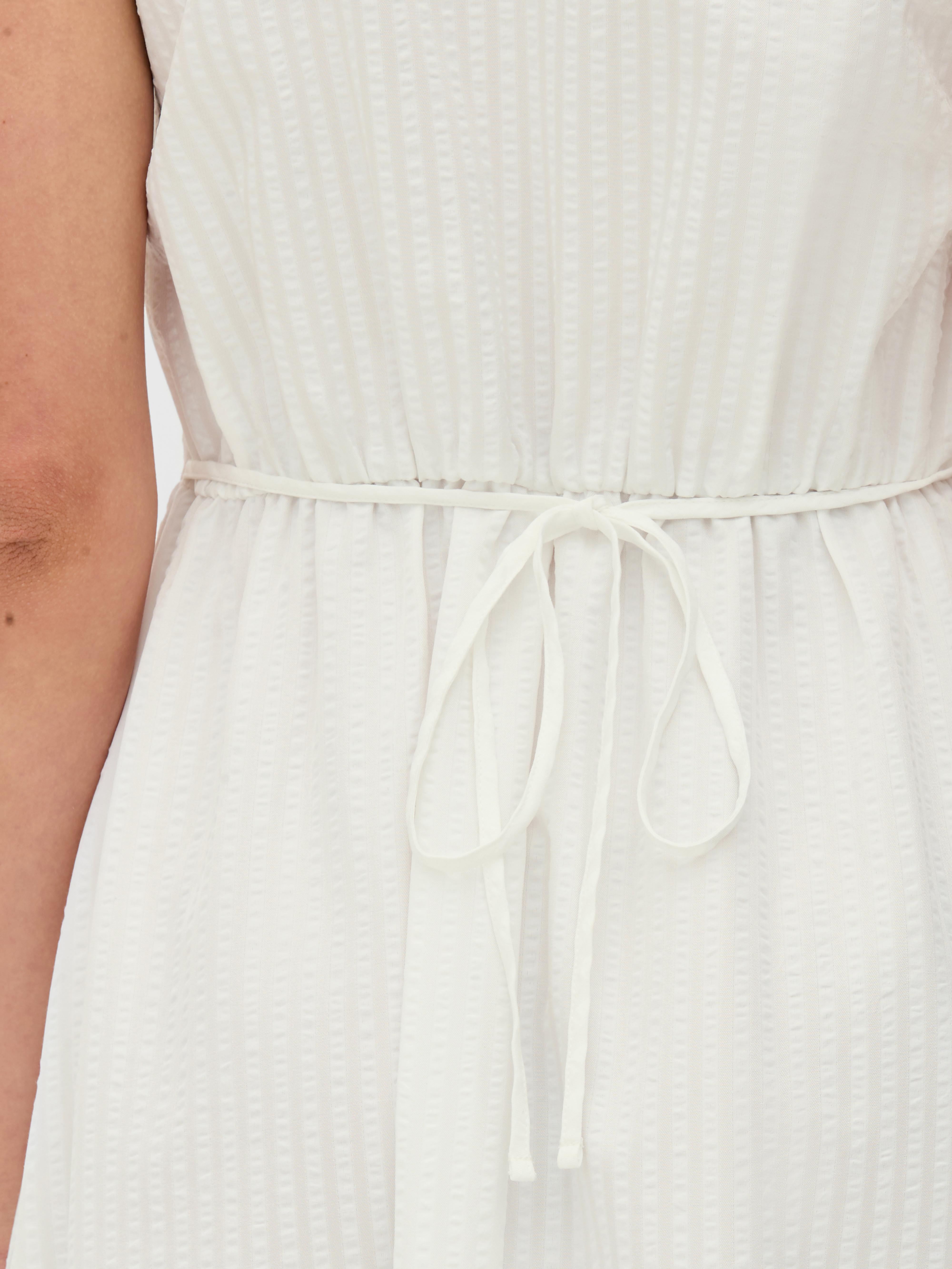 Midikleid aus Seersucker
