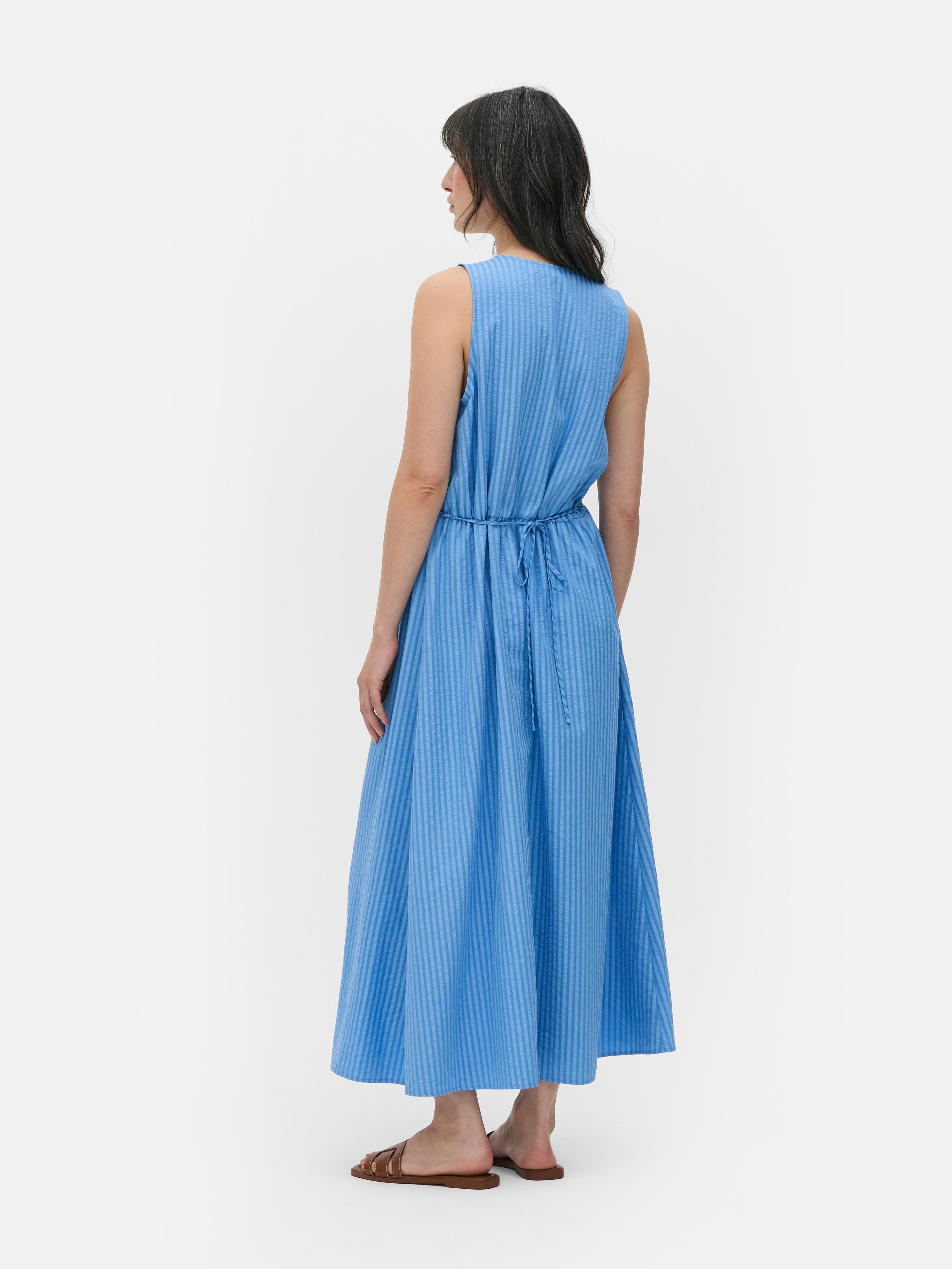 Midikleid aus Seersucker