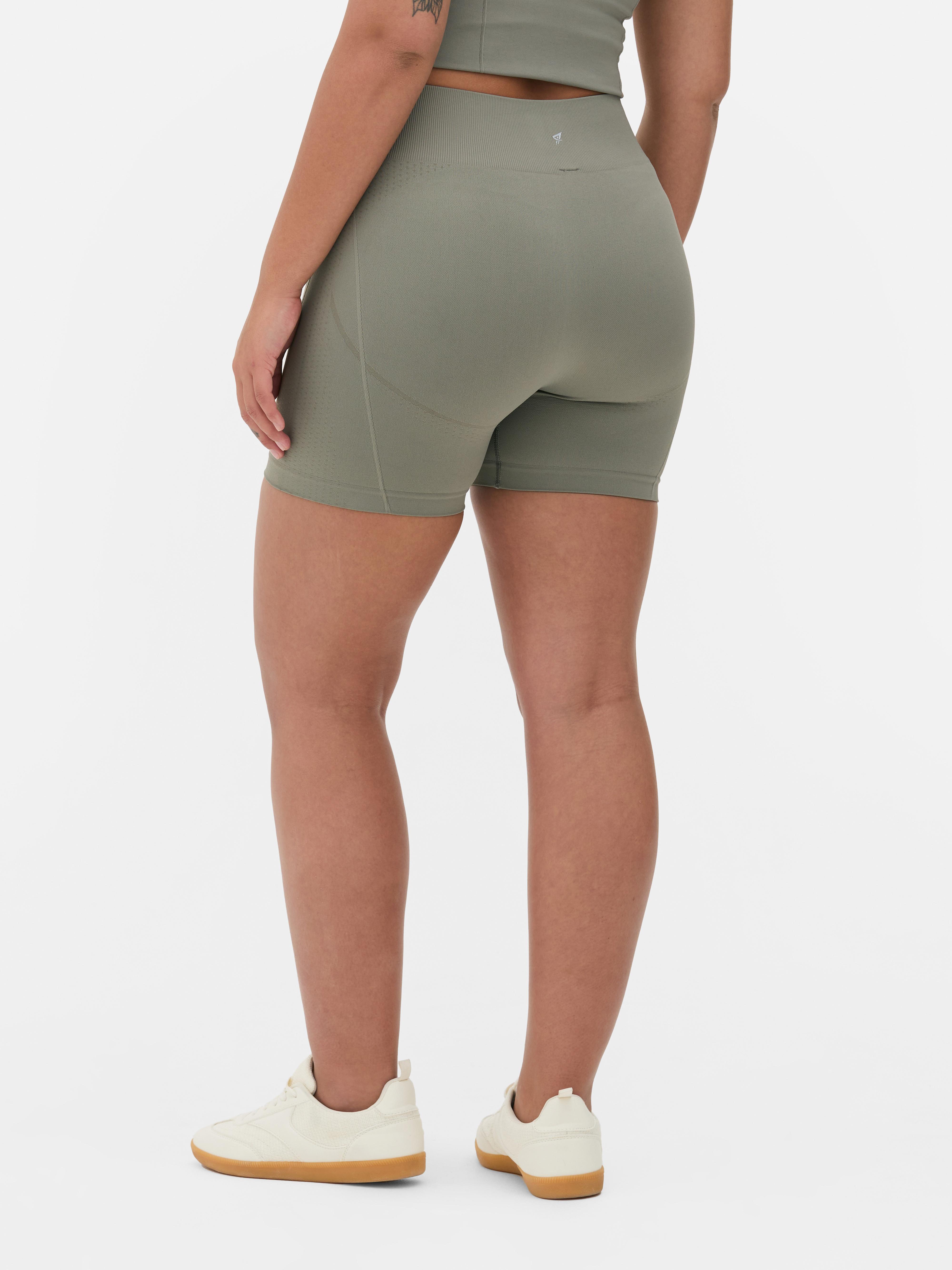 Naadloze corrigerende yogashort