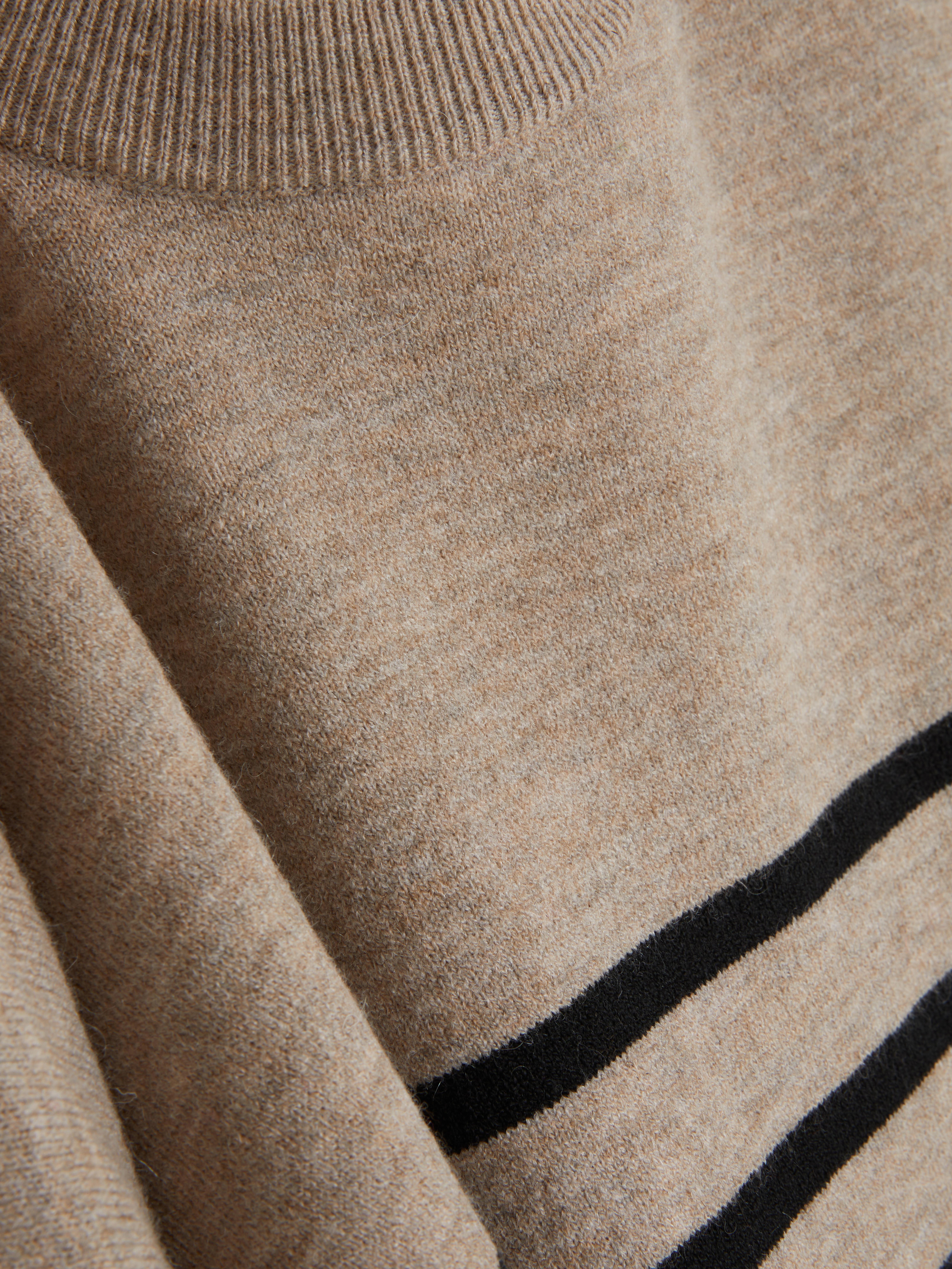 Weicher Pullover mit Rundhalsausschnitt