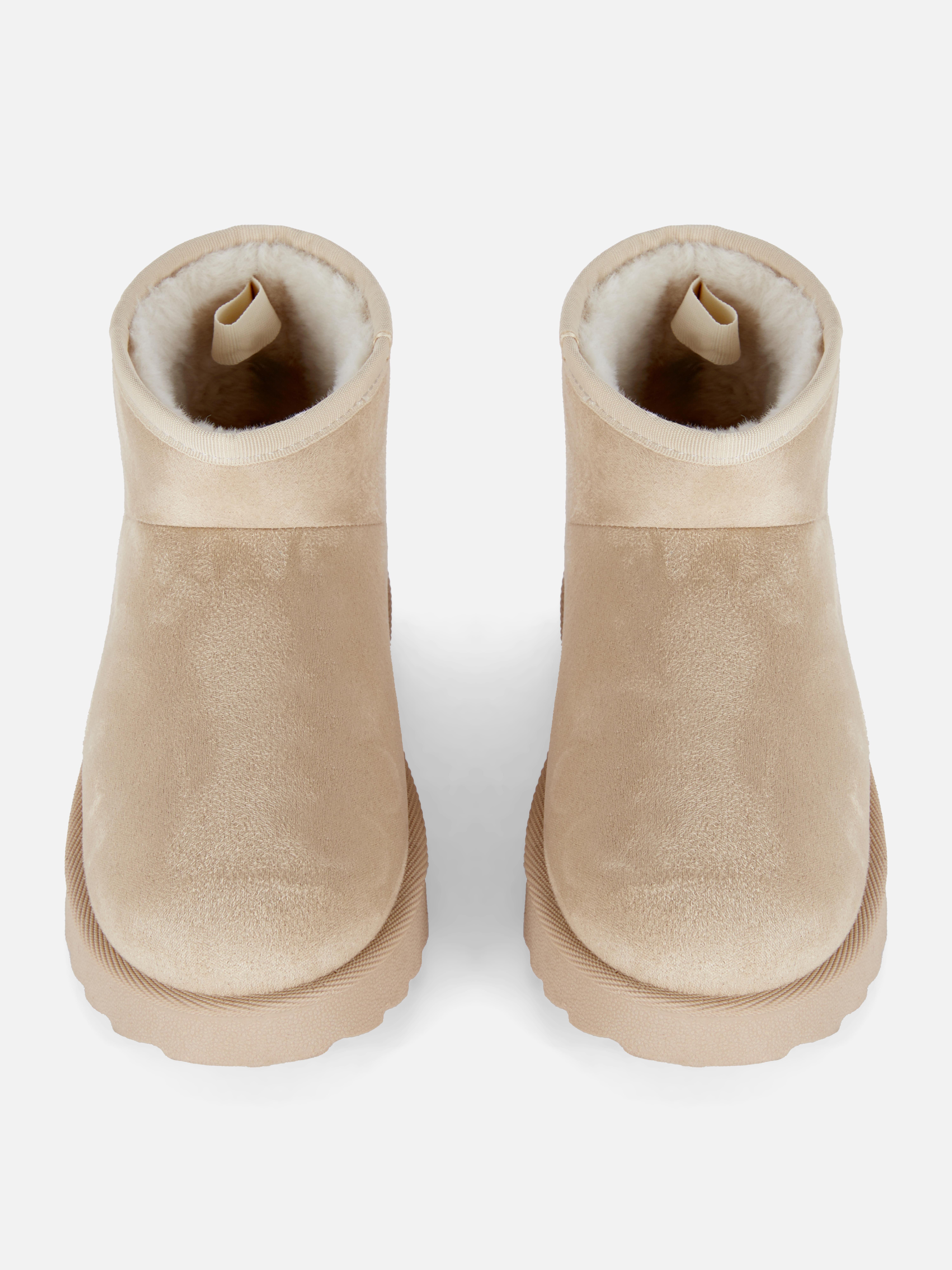 Faux Suede Short Snug Boots