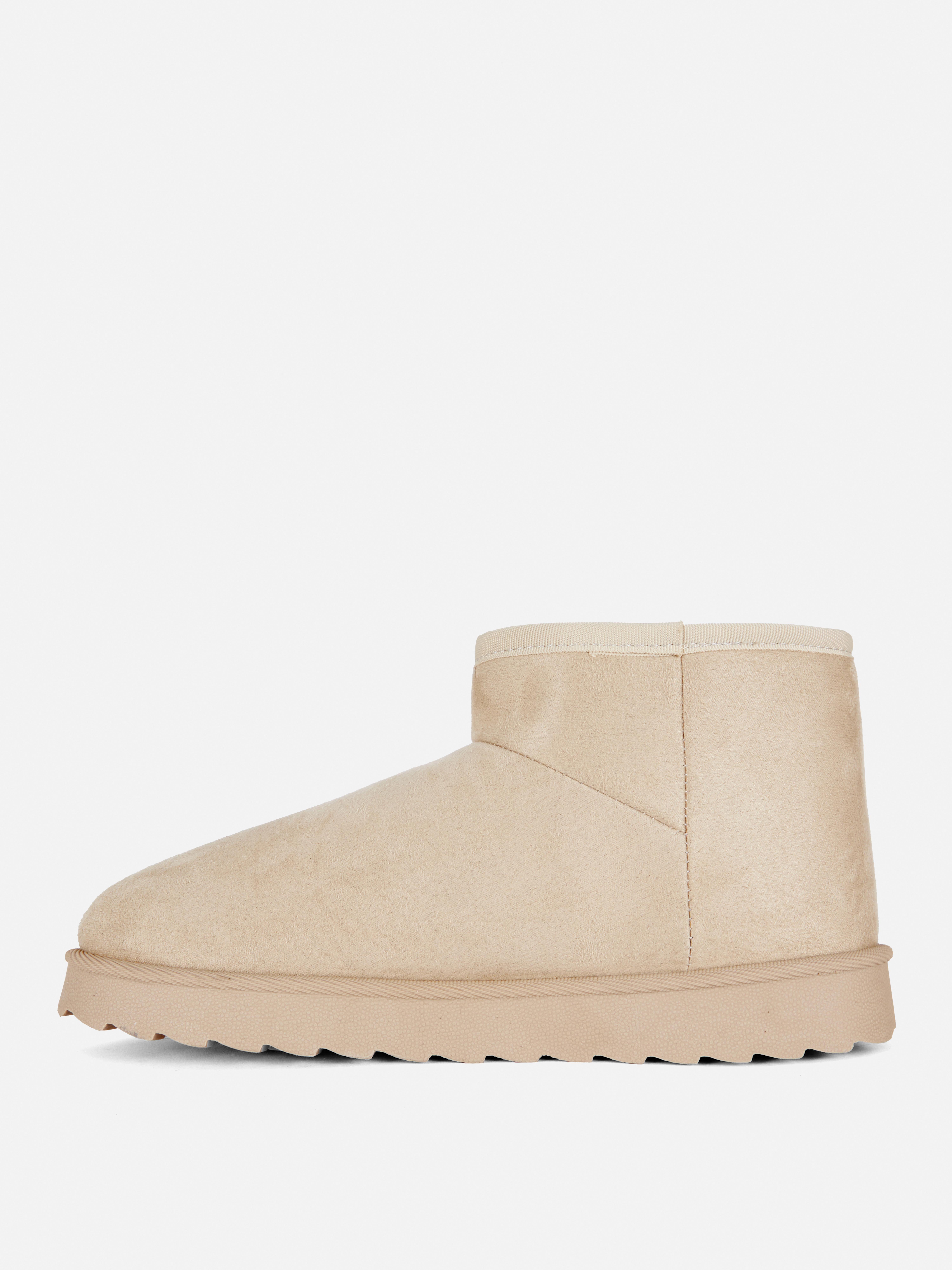 Faux Suede Short Snug Boots