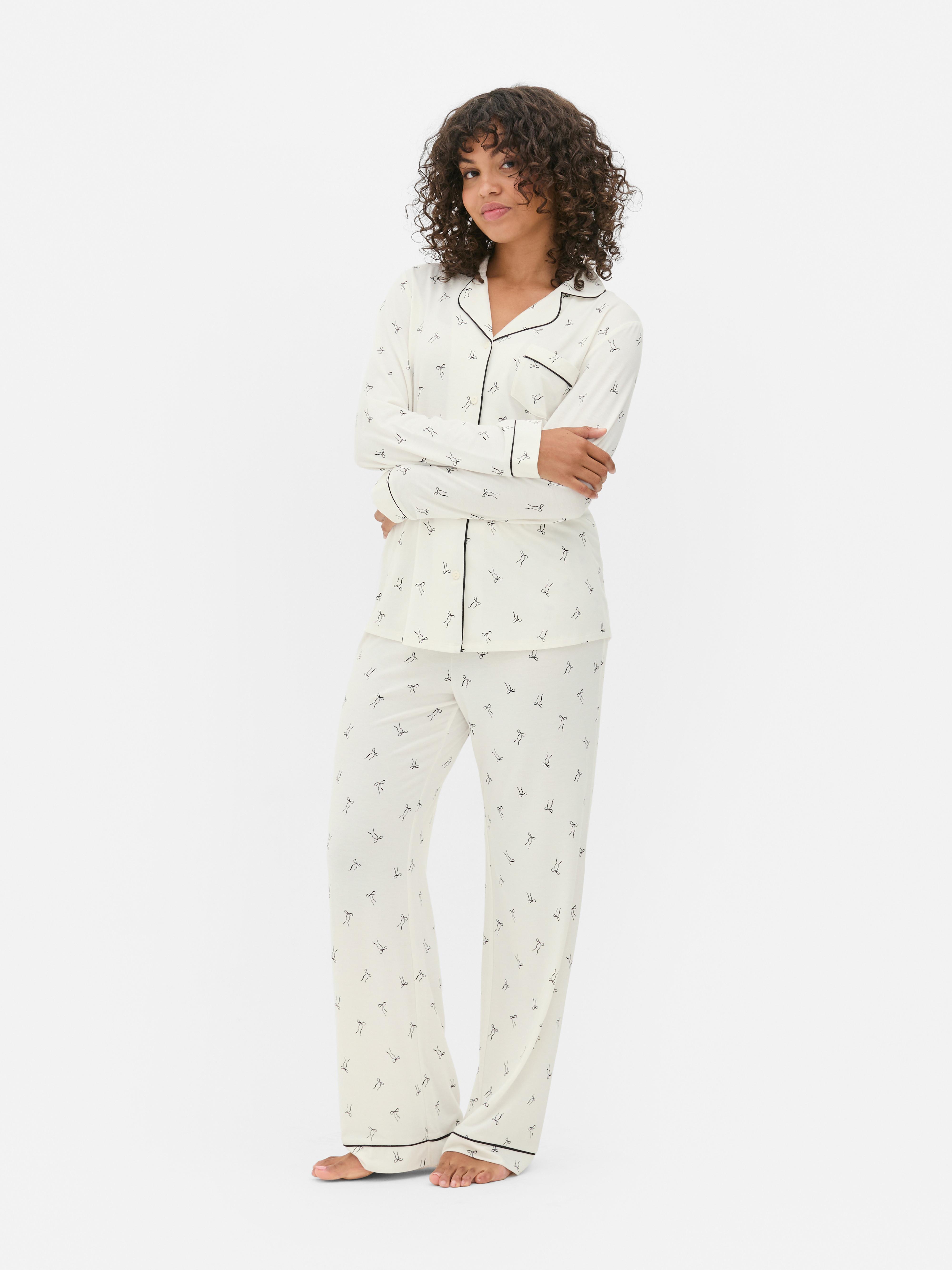 Pijama de corte boyfriend estampado