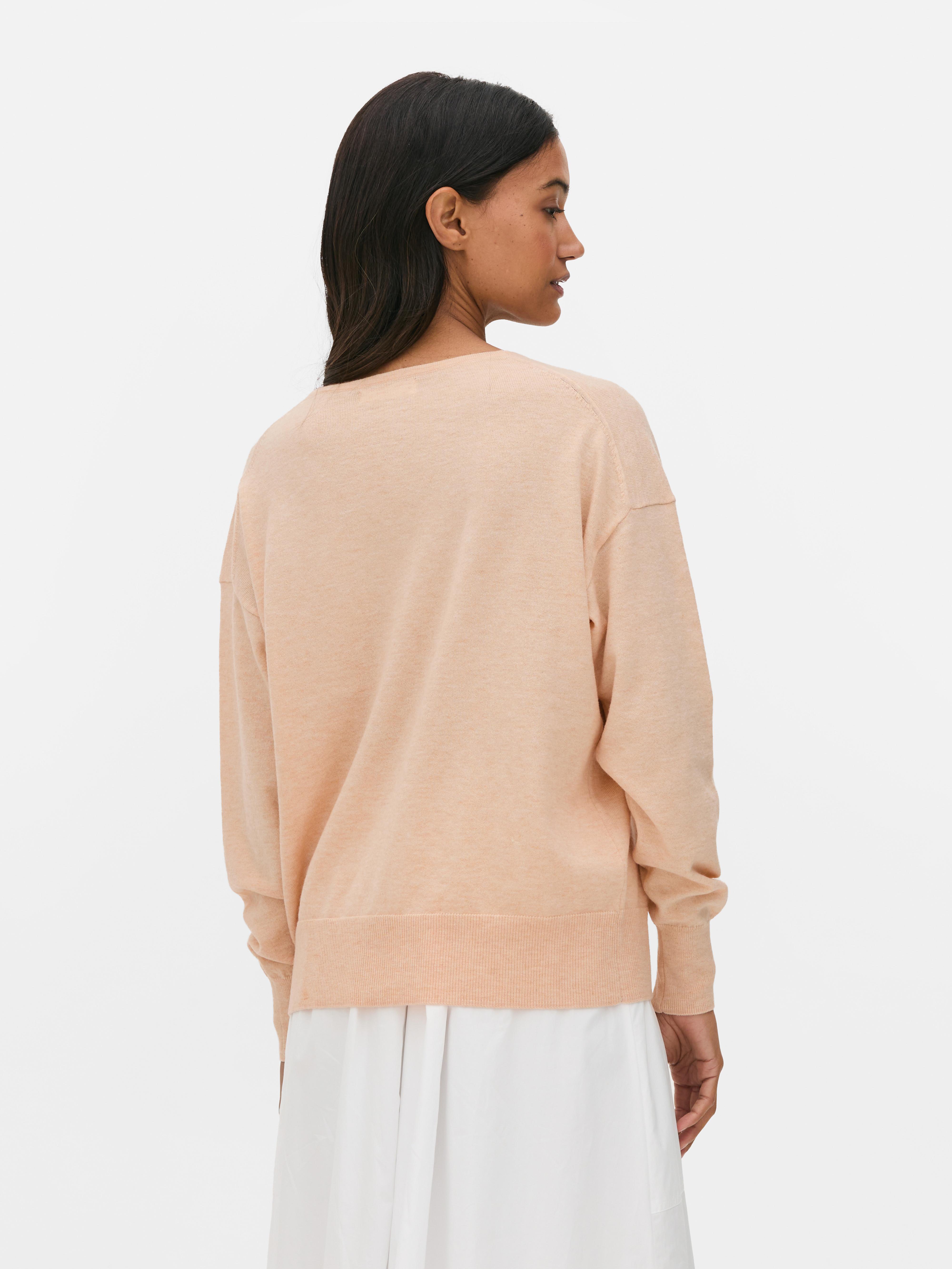 Weicher Pullover mit V-Ausschnitt