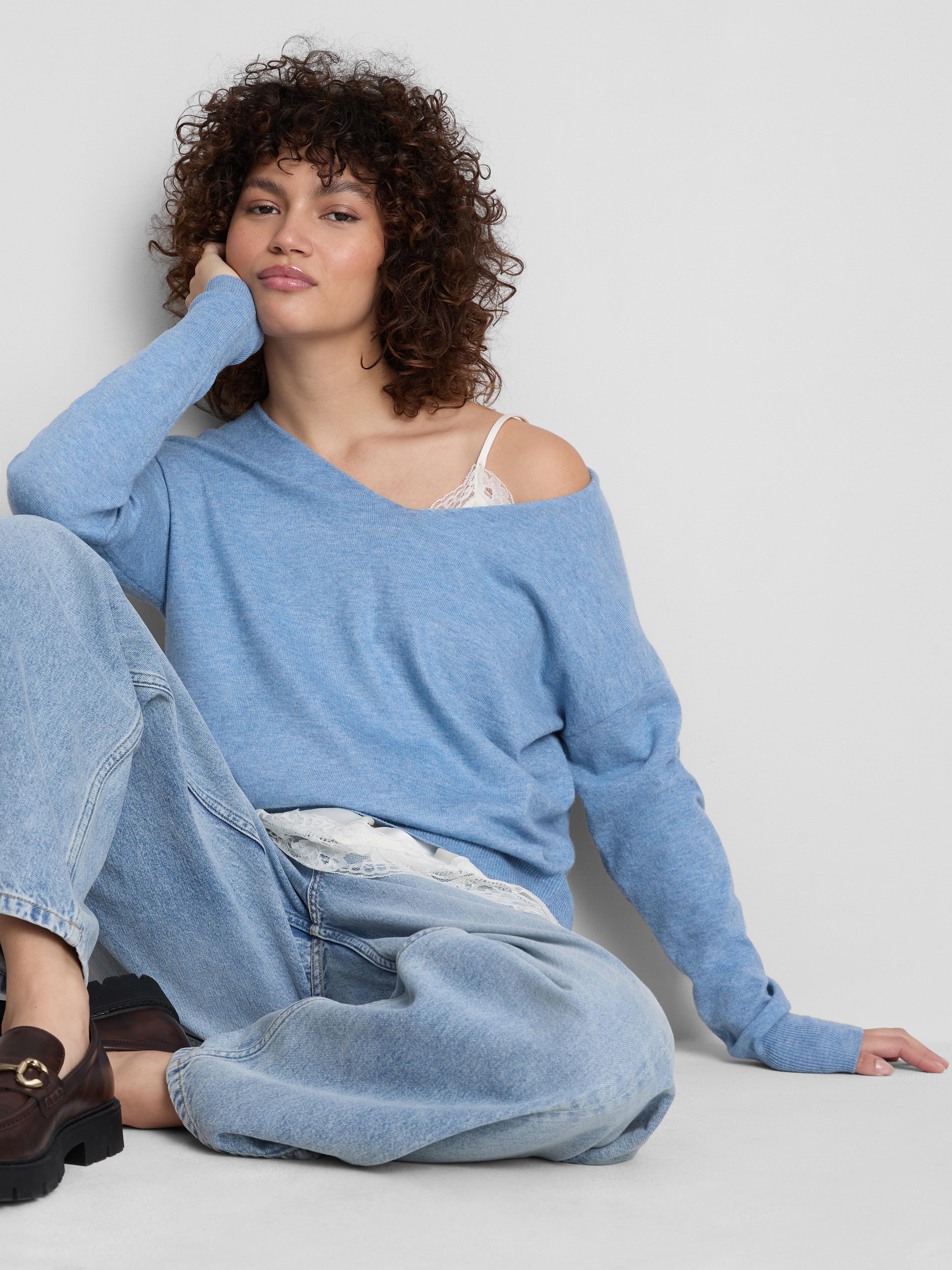 Soft V-Neck Jumper