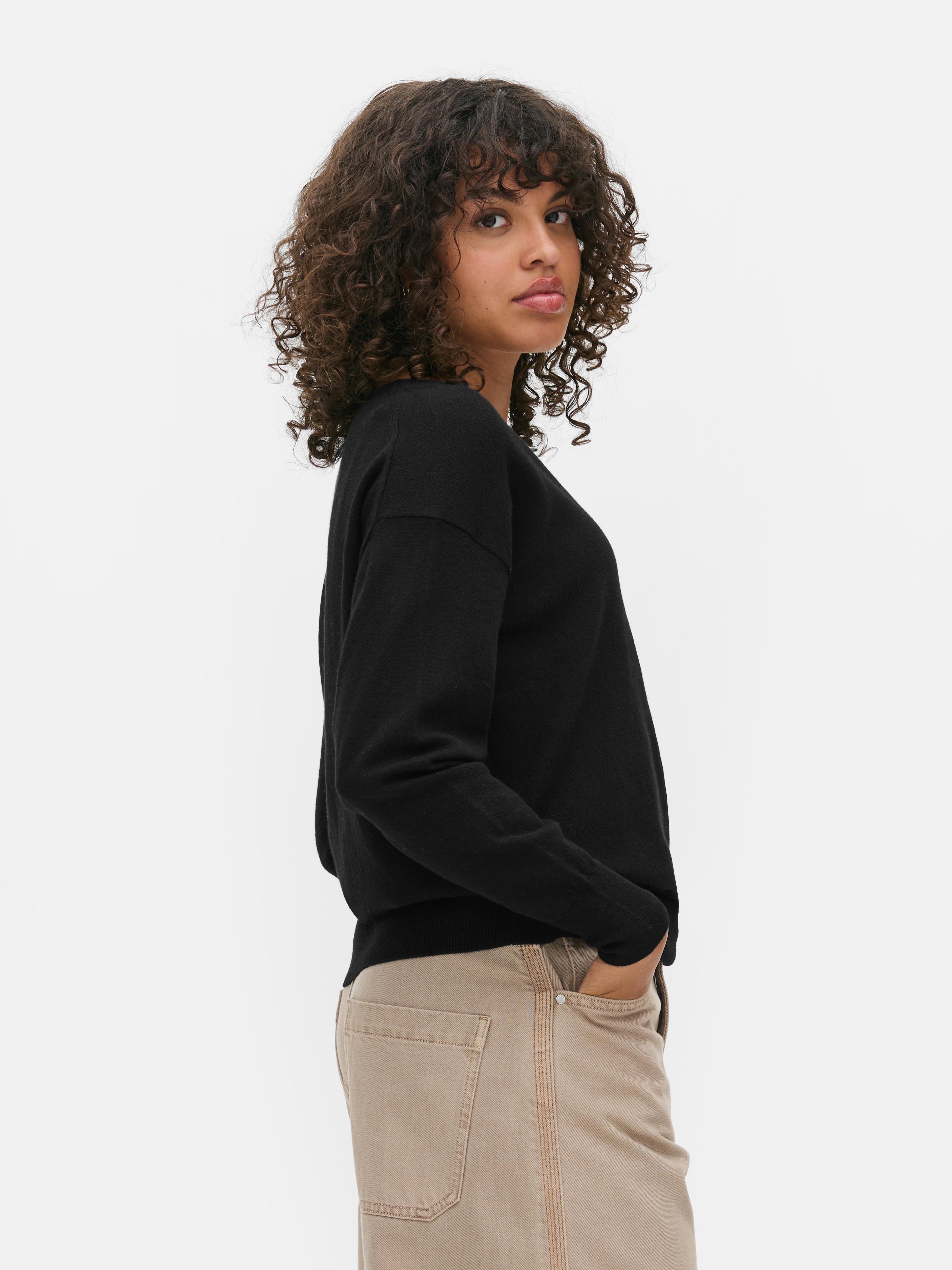 Weicher Pullover mit V-Ausschnitt