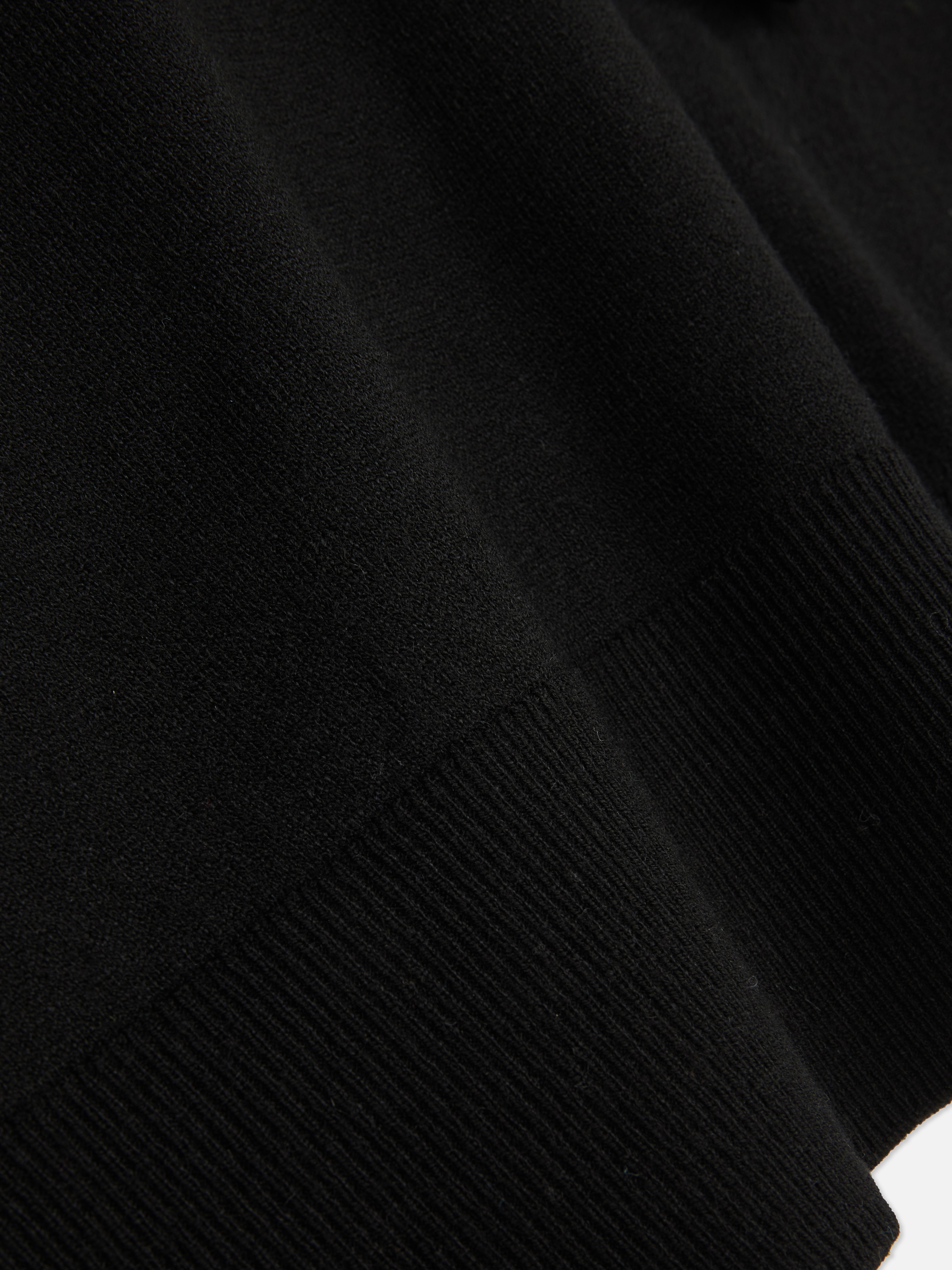 Weicher Pullover mit V-Ausschnitt