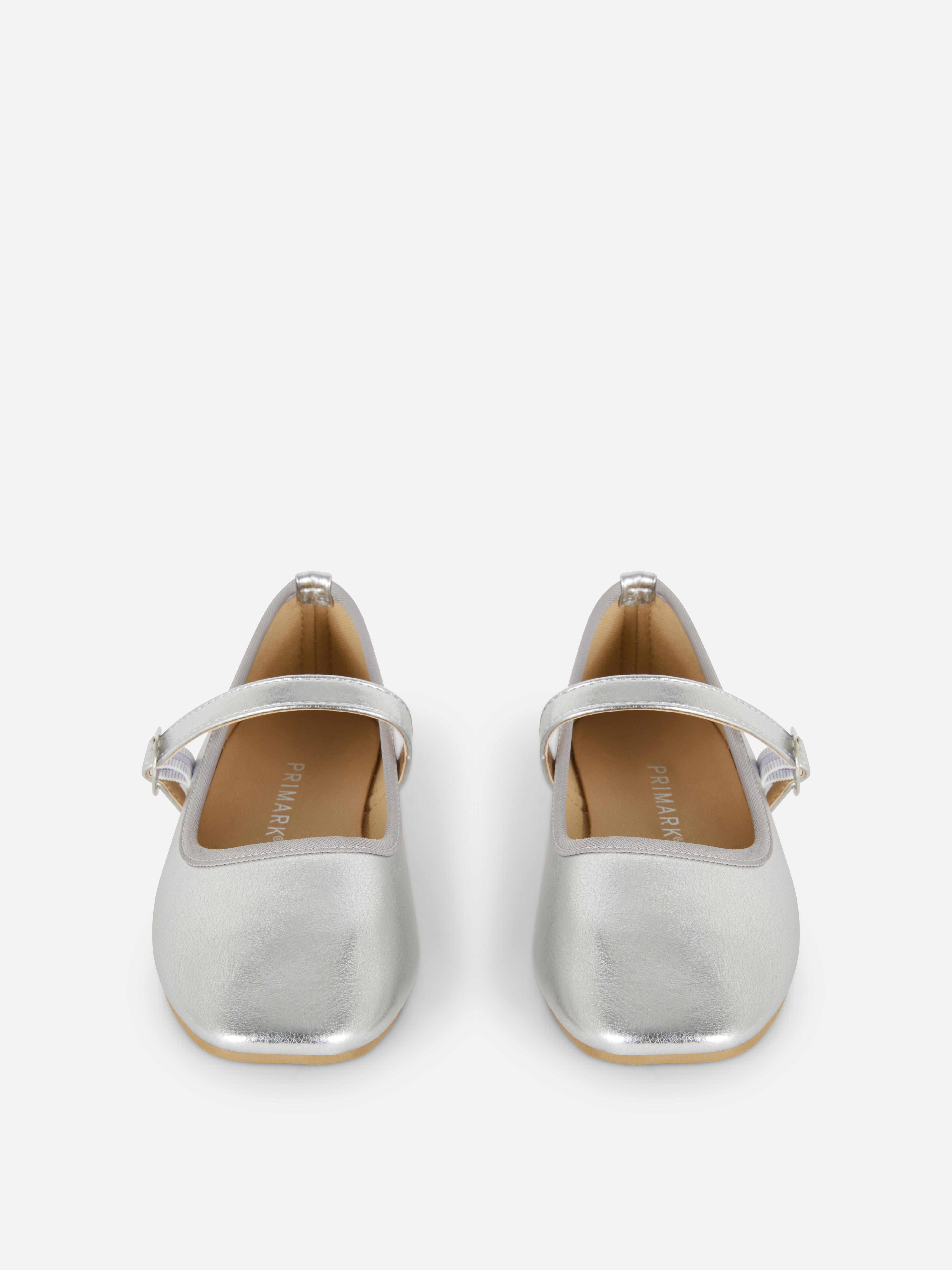 Ballerinas in Metallic-Optik
