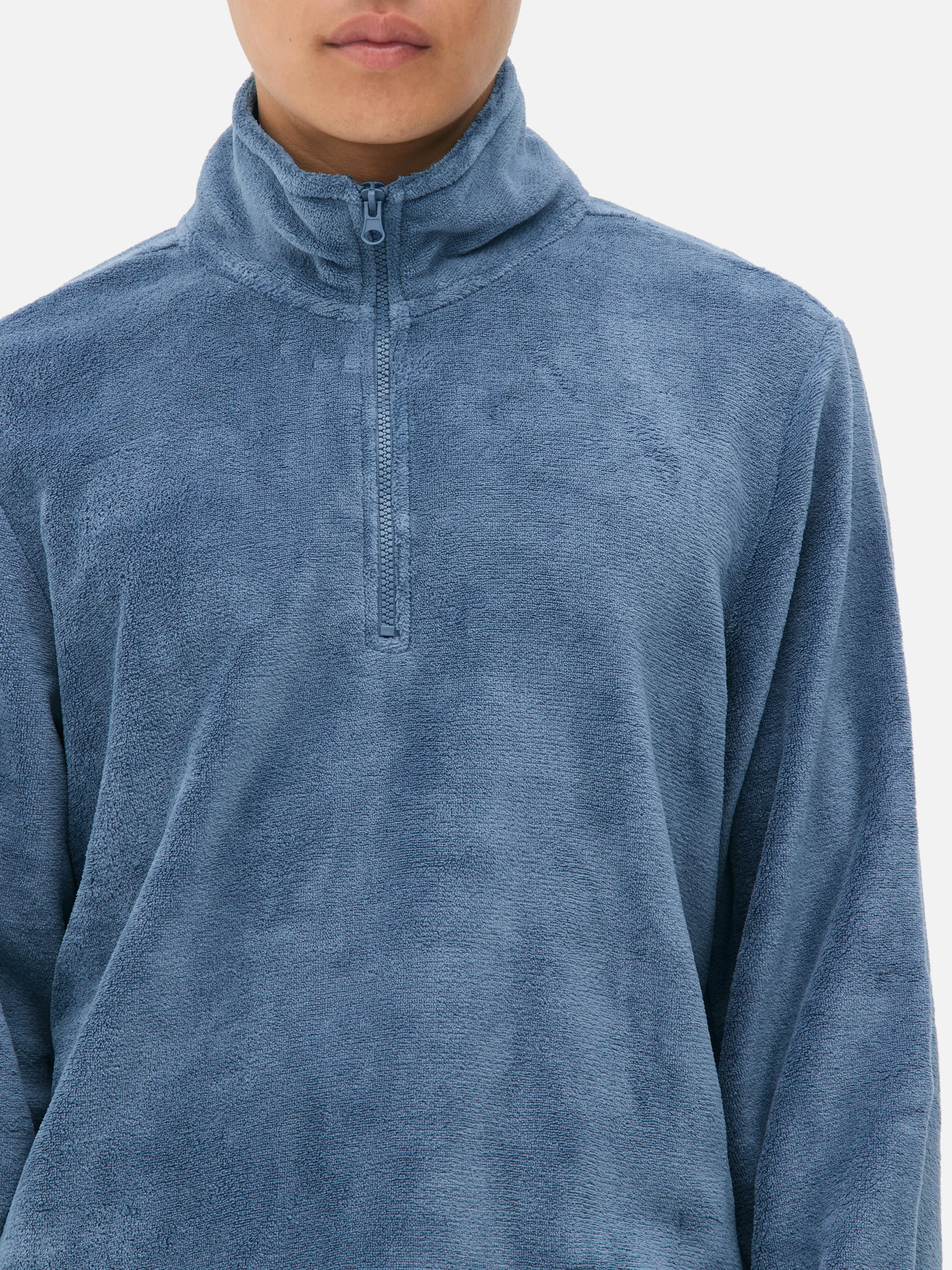 Langer Fleece-Schlafanzug