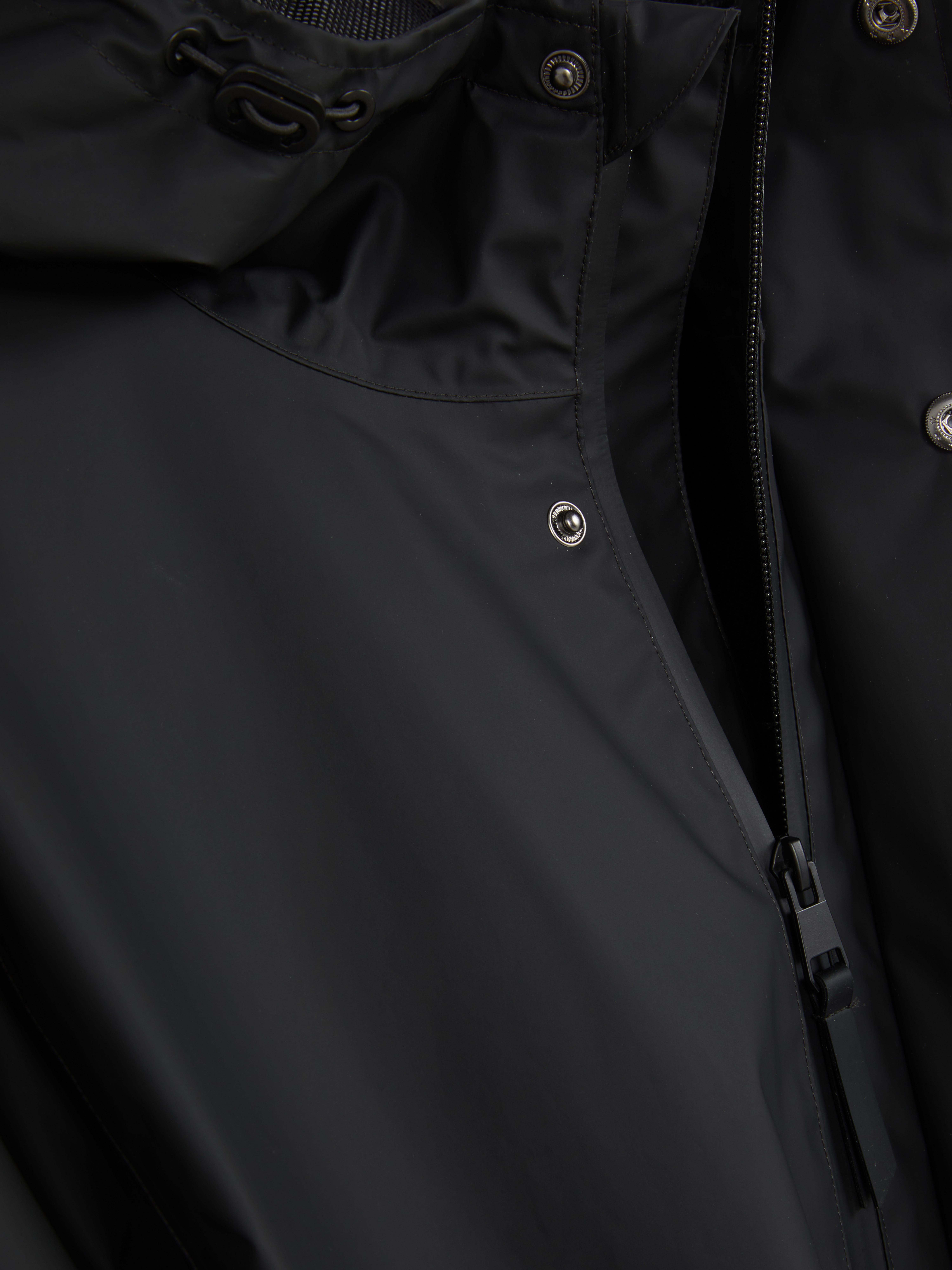 Imperméable à capuche