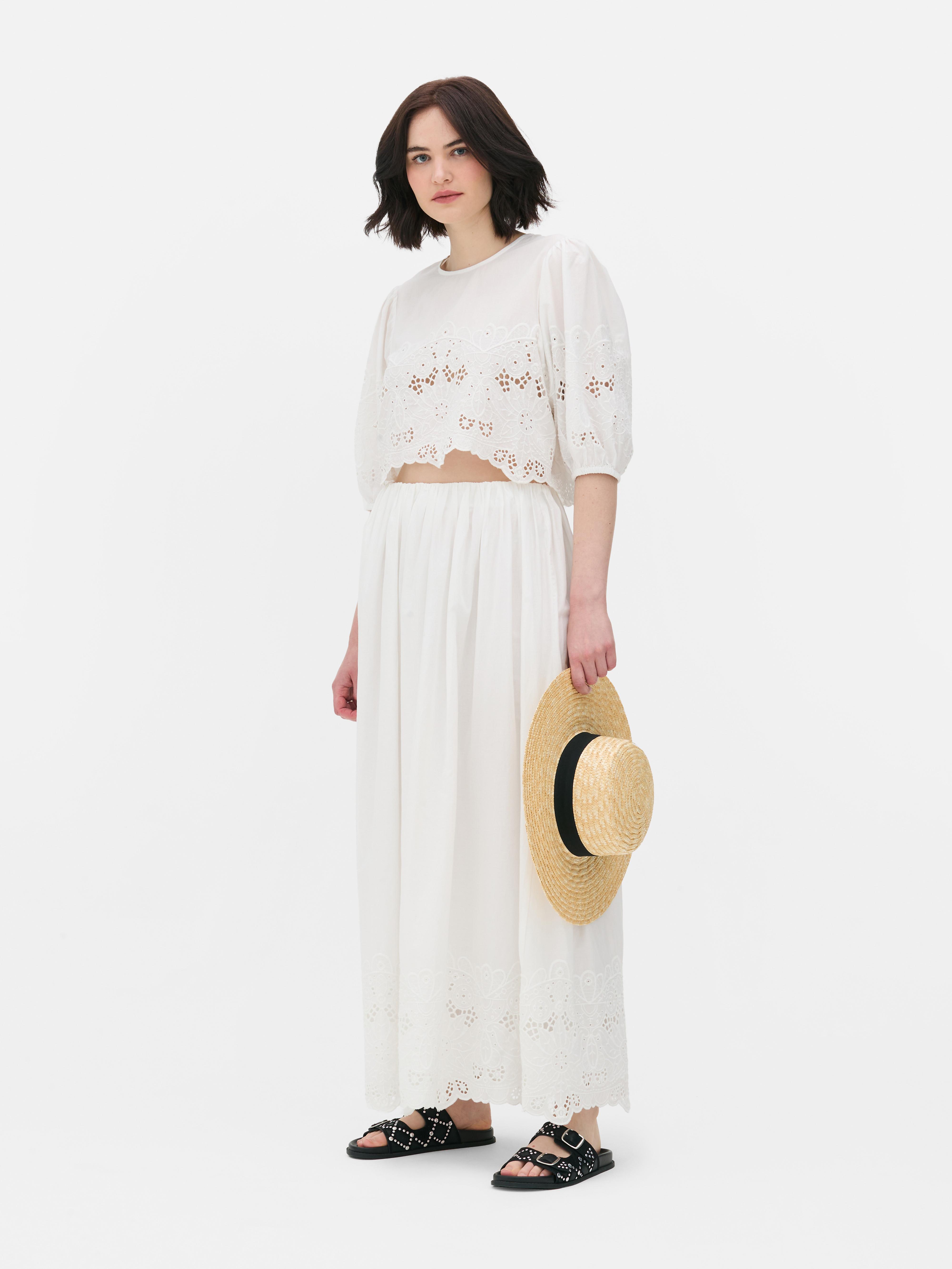 Blouse met pofmouwen en uitsnijdingen