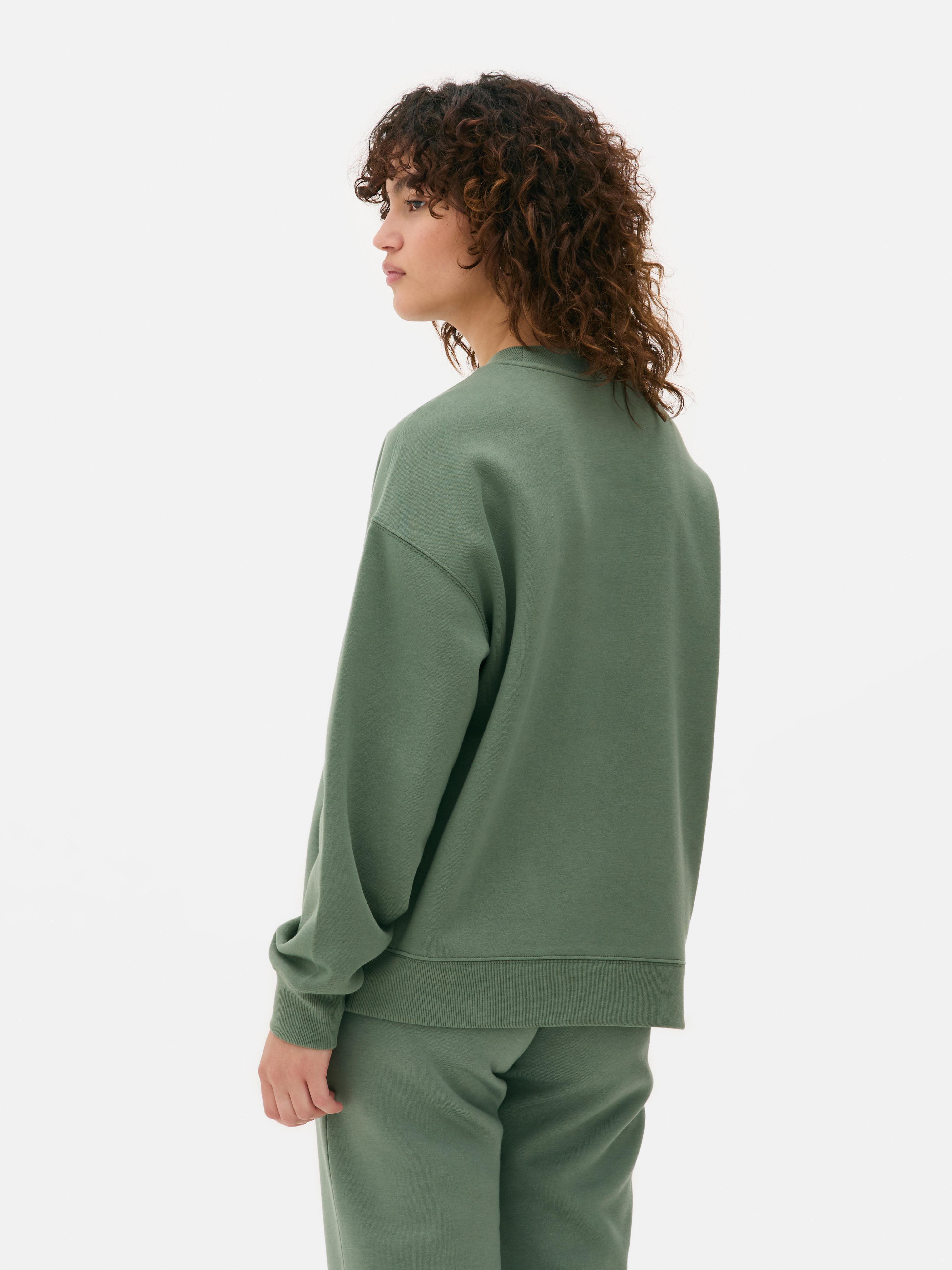 Sudadera básica de cuello redondo