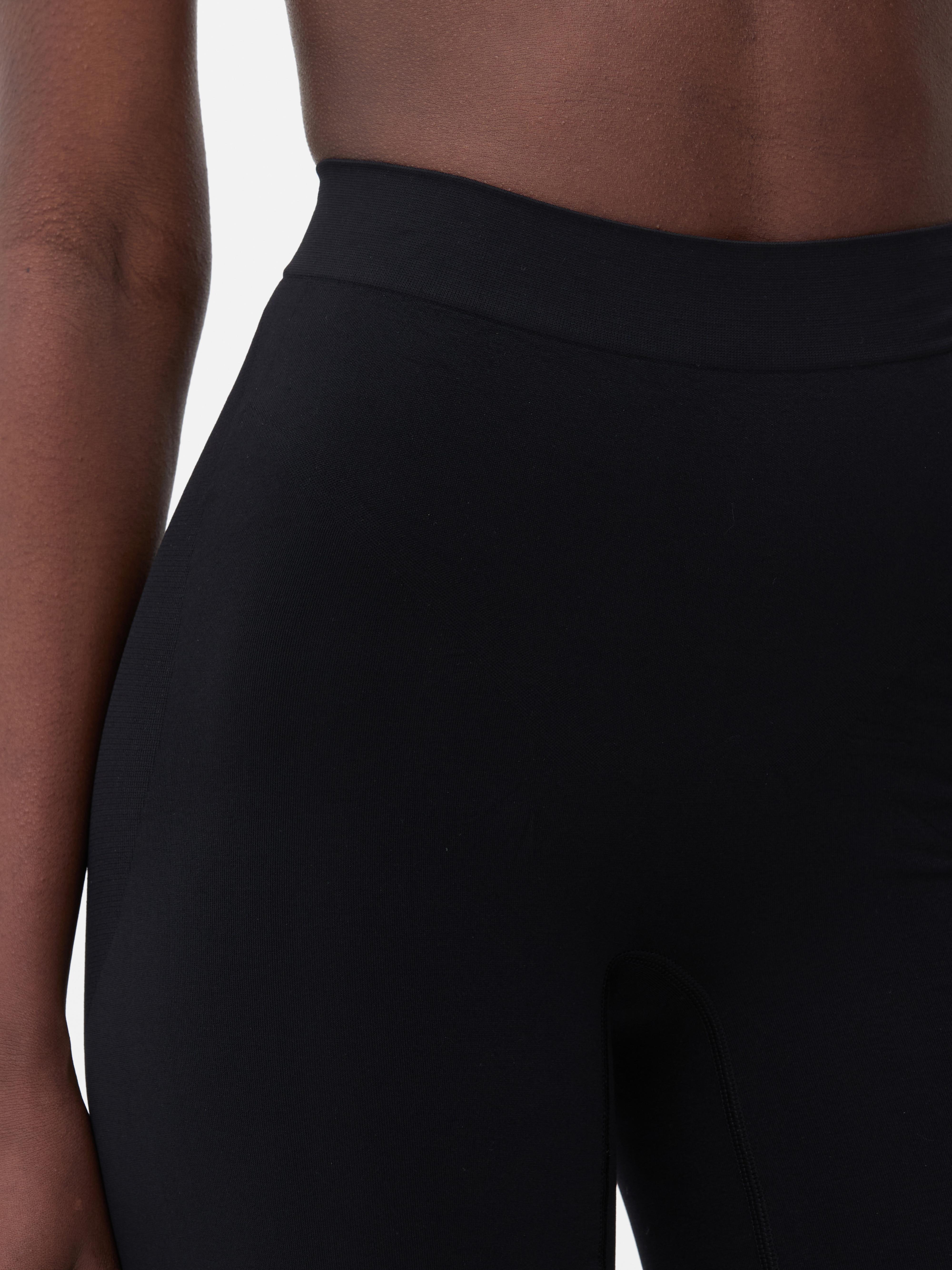 Pantalones cortos sin costuras efecto push-up