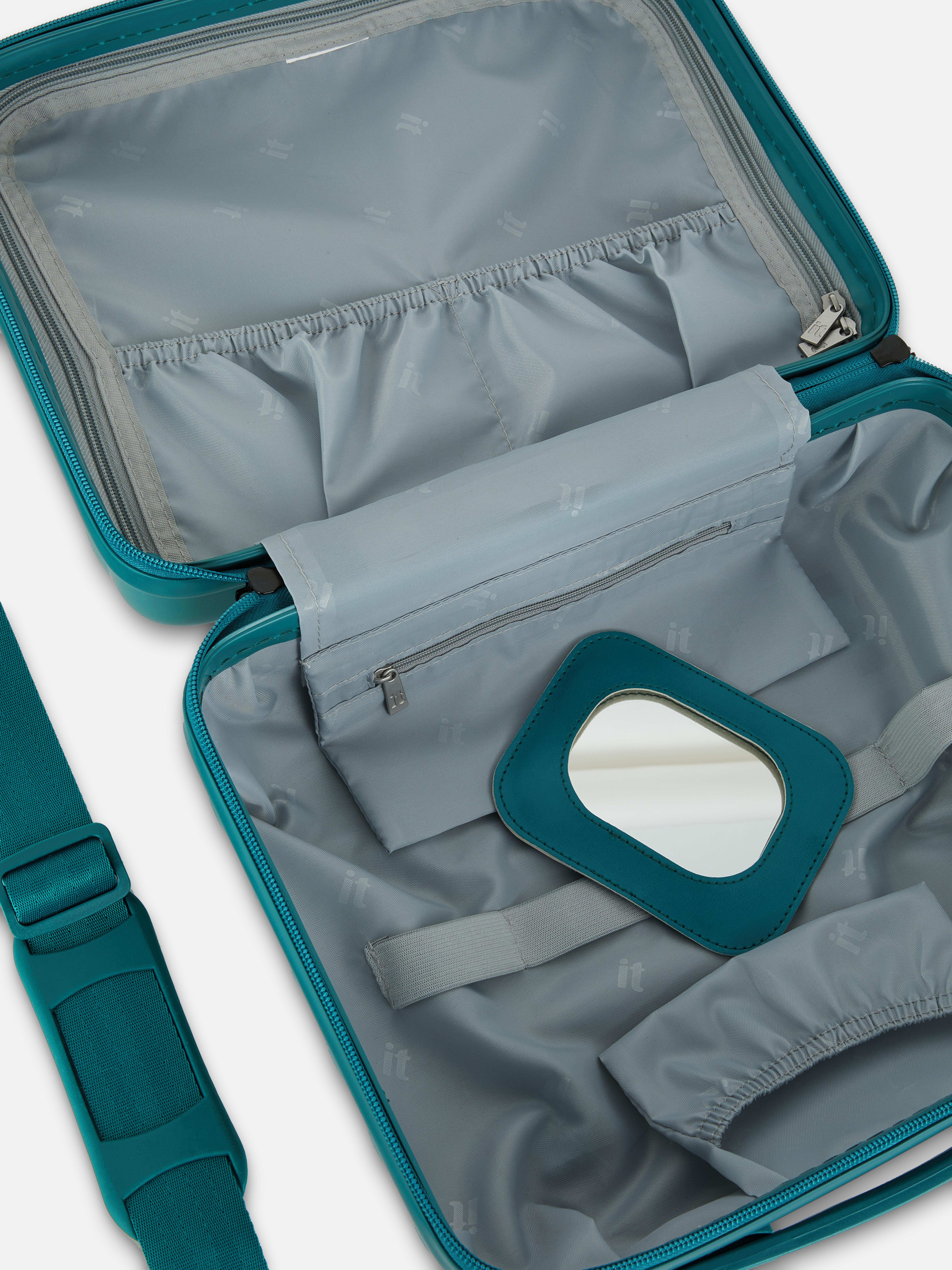 it Luggage Hard Shell Ribbed Vanity