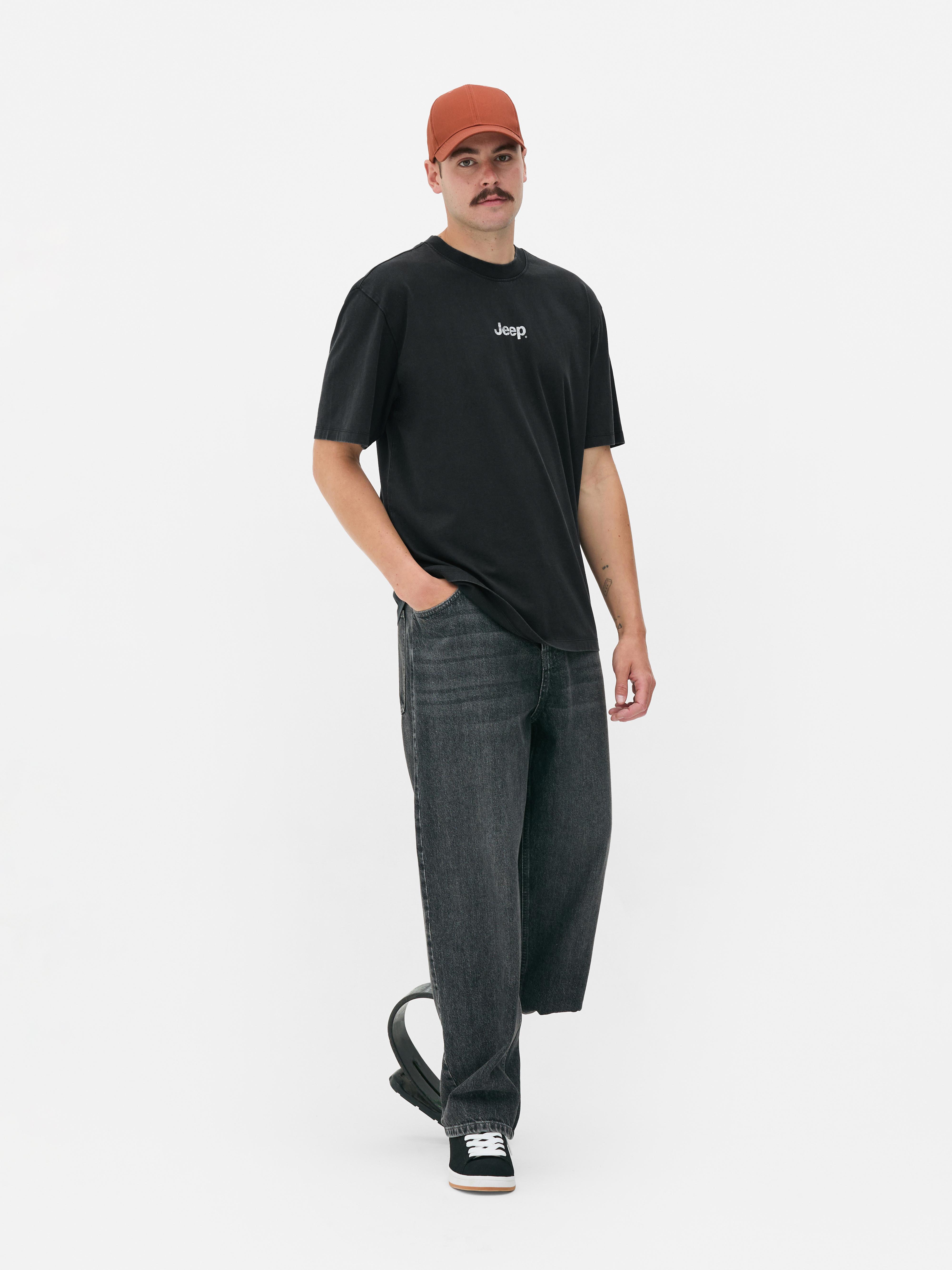 T-shirt z motywem Jeepa i efektem sprania