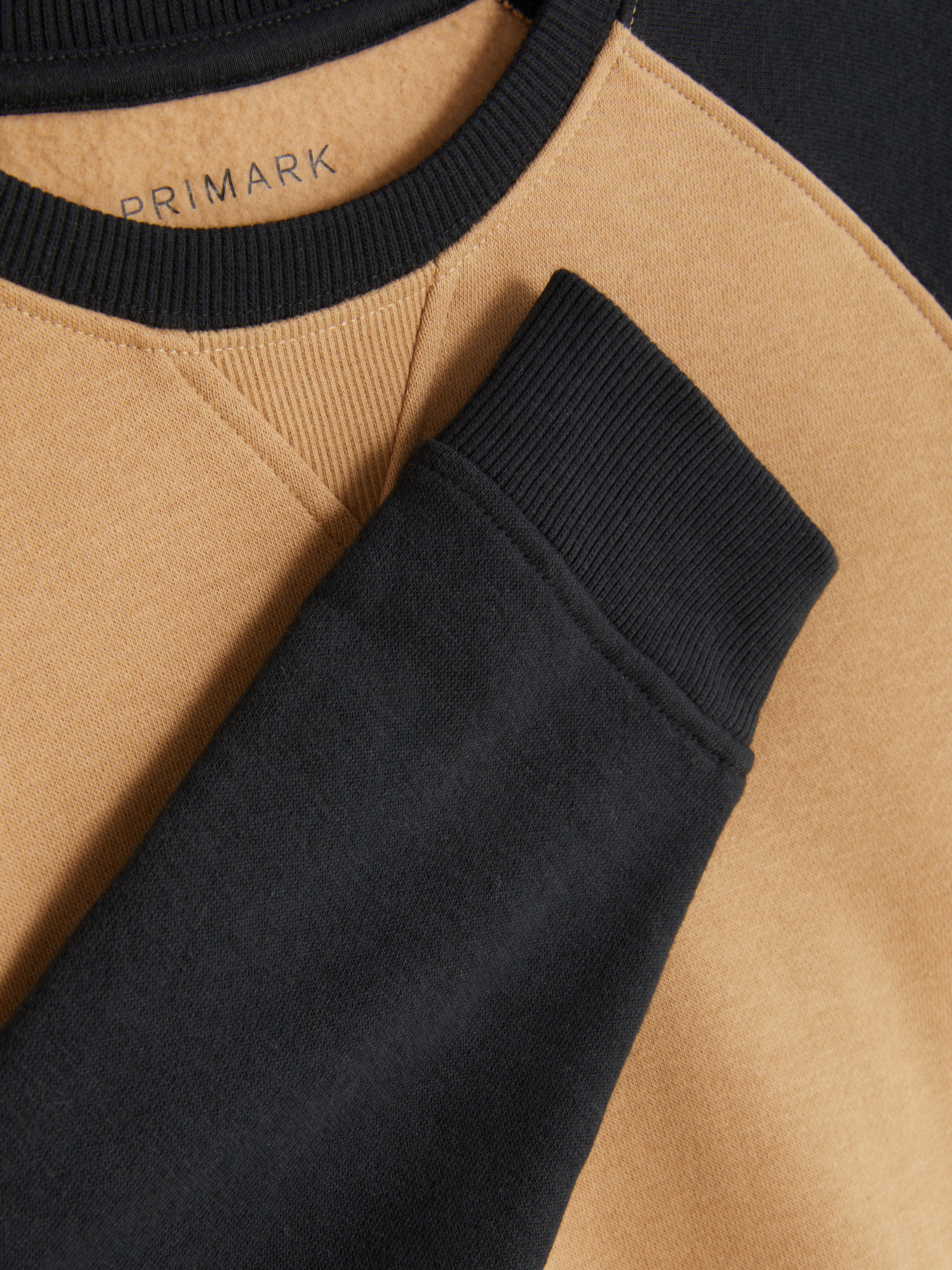 Color Block Sweatshirt