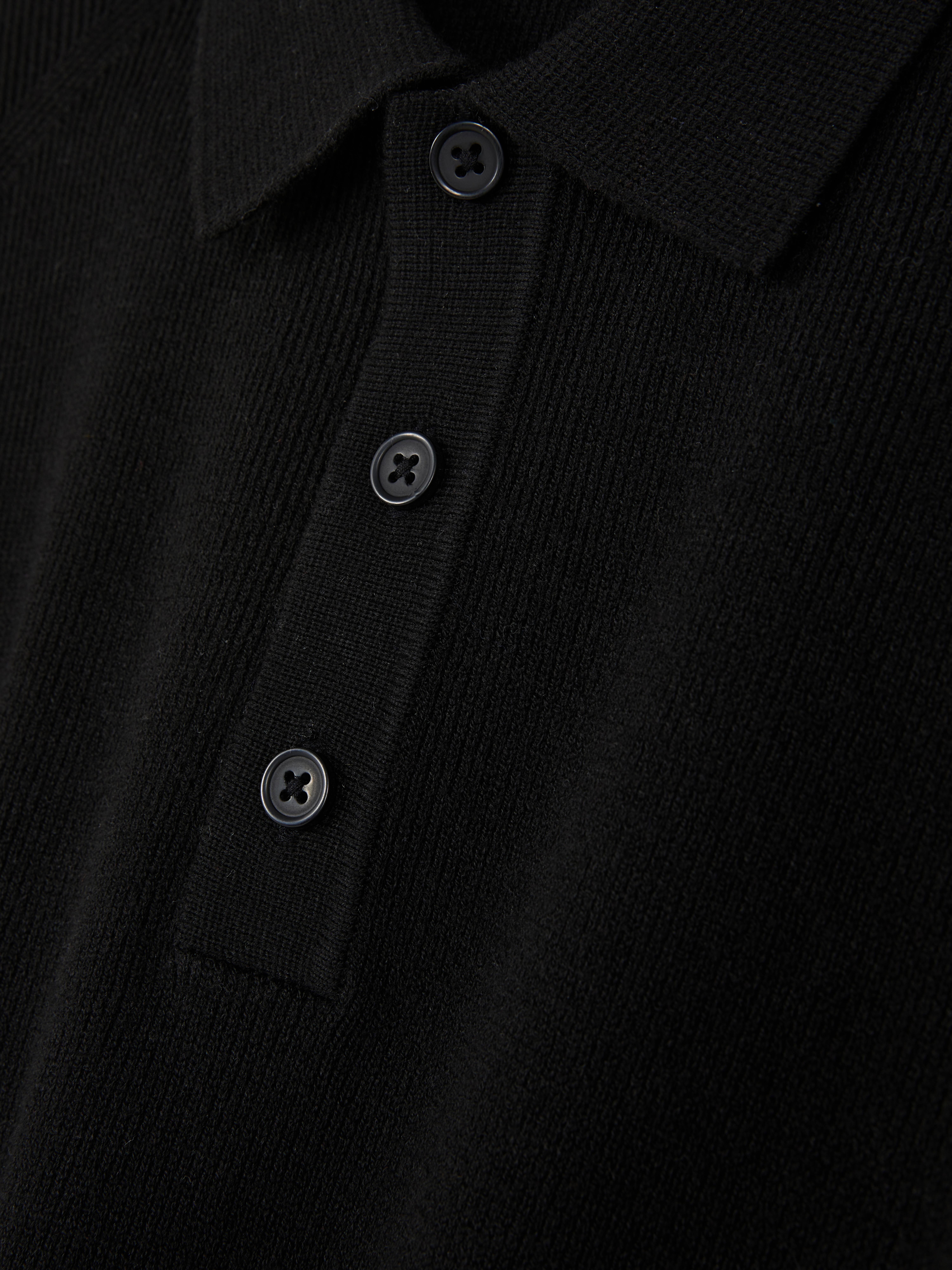 Gerippter Pullover mit Polokragen