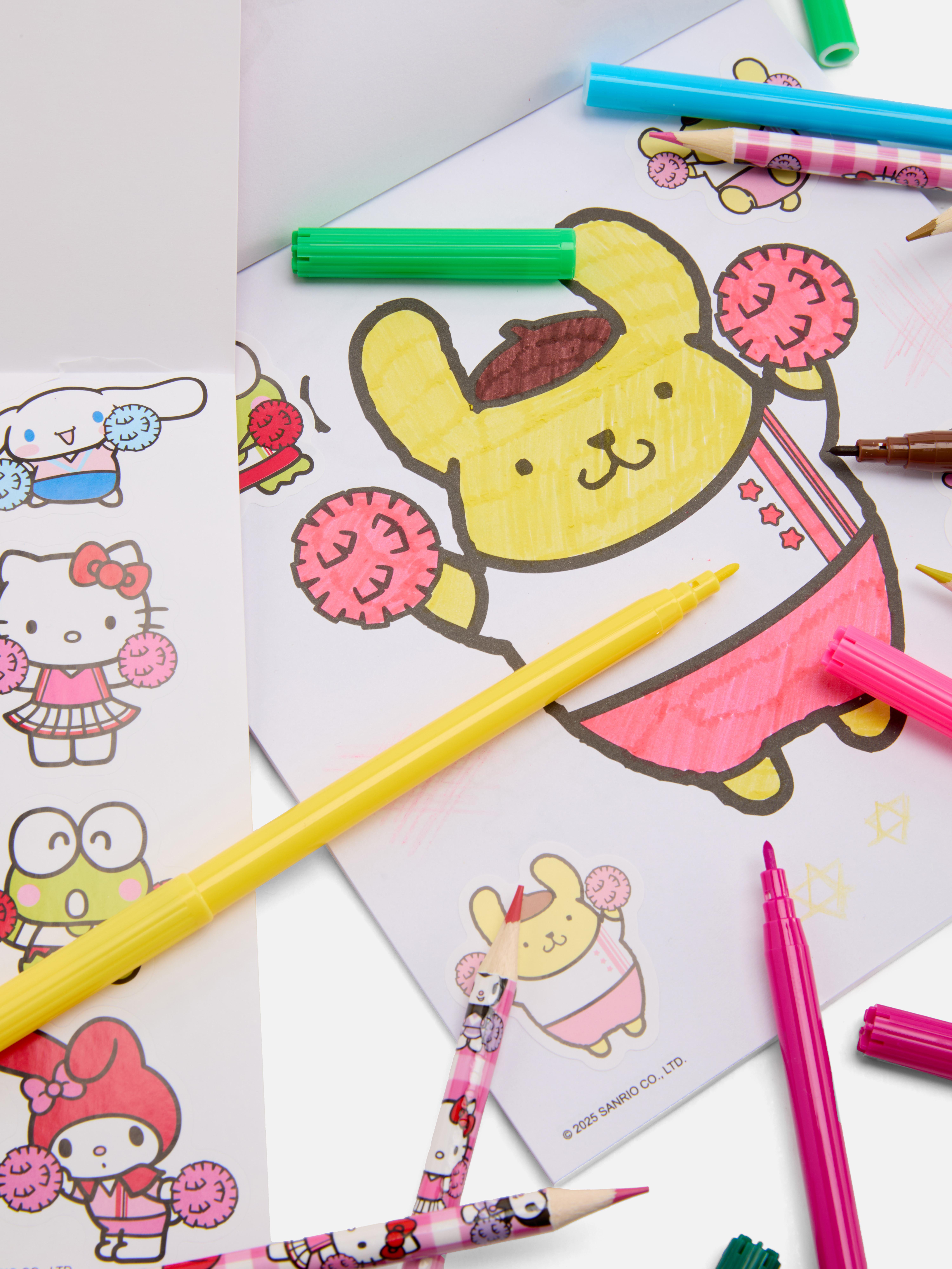 Hello Kitty And Friends Colouring Set