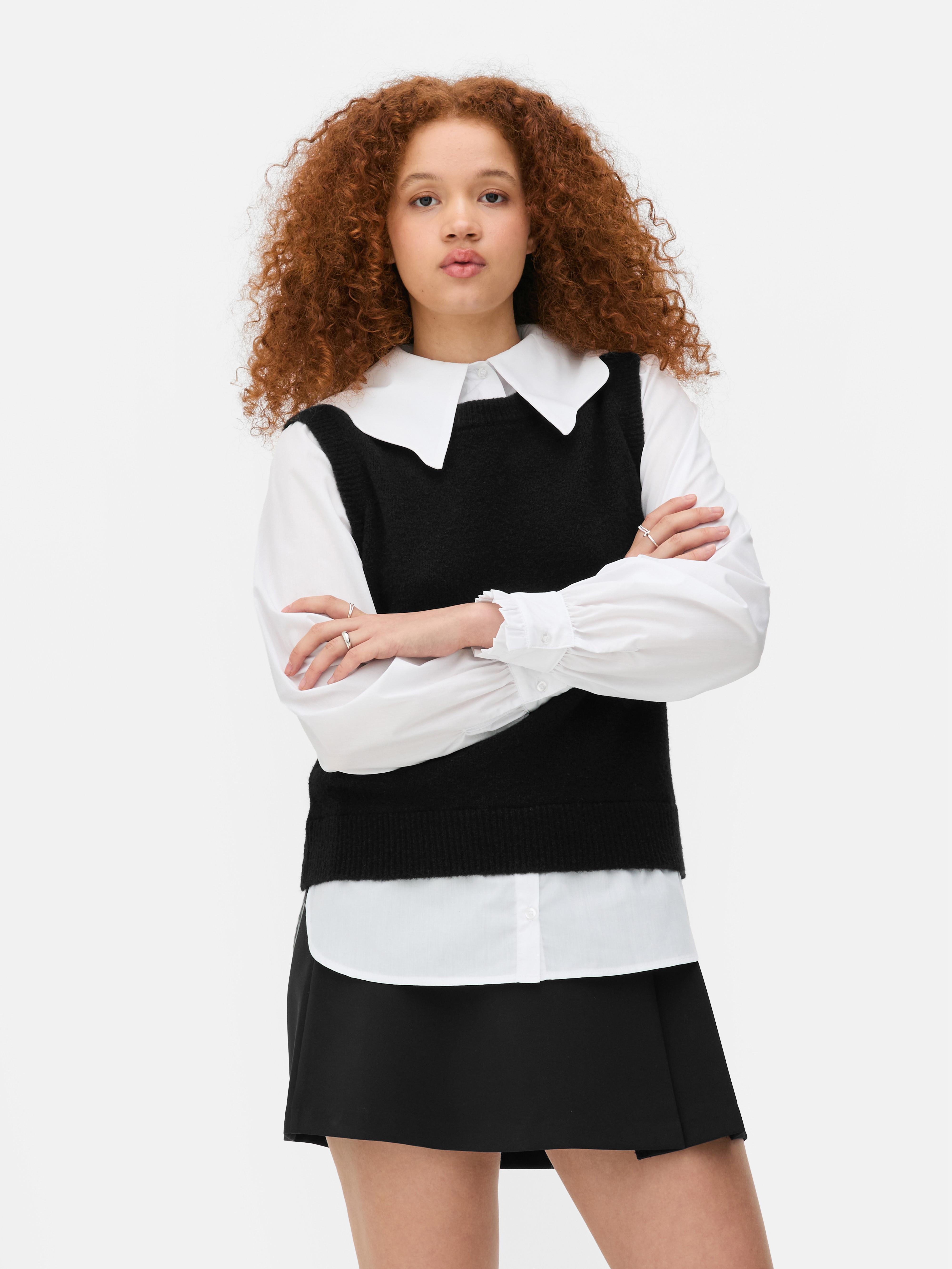 Camisa con cuello de volante y chaleco
