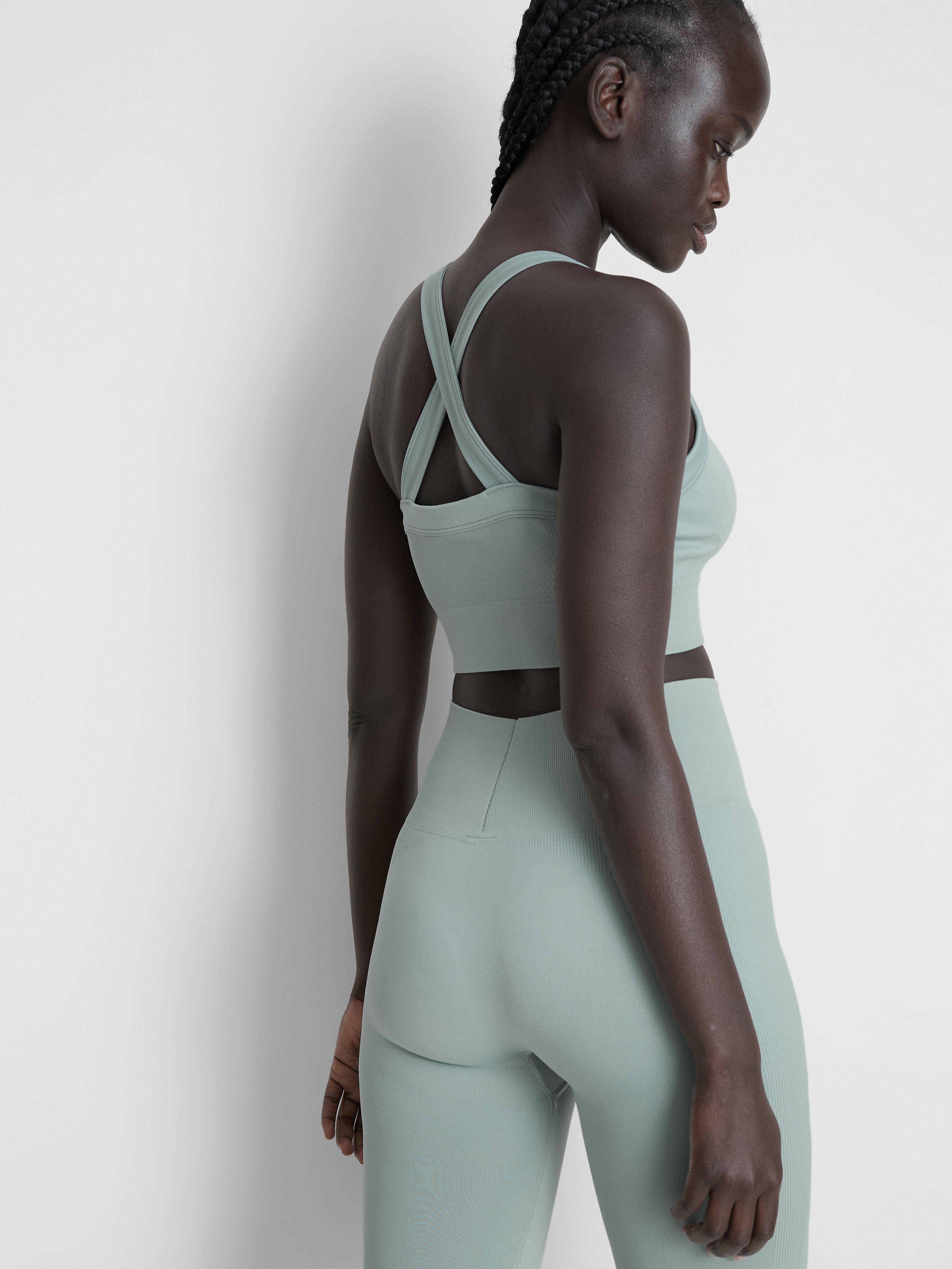 Women's Light Green Seamless Performance Crop Top