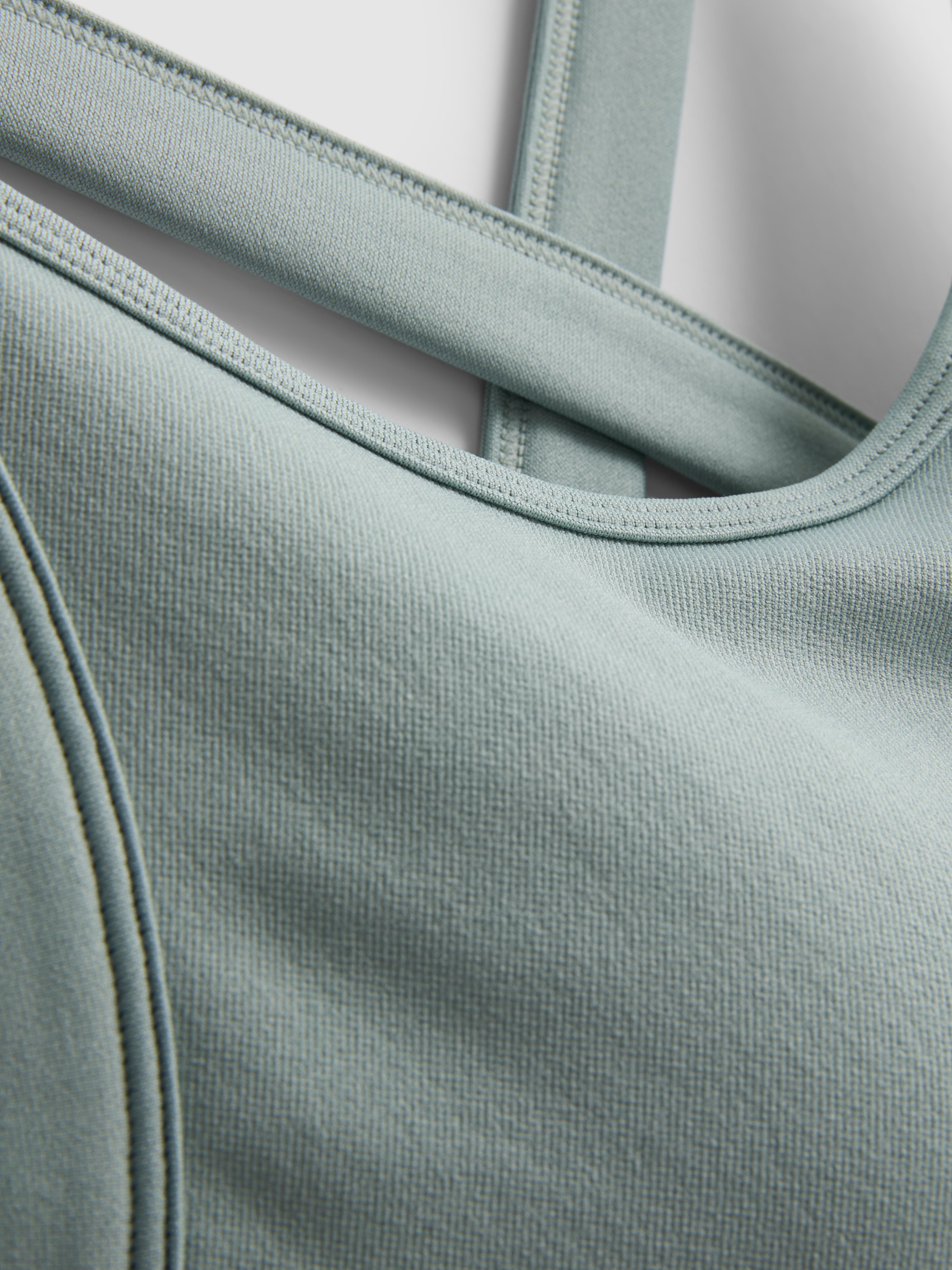 Women's Light Green Seamless Performance Crop Top