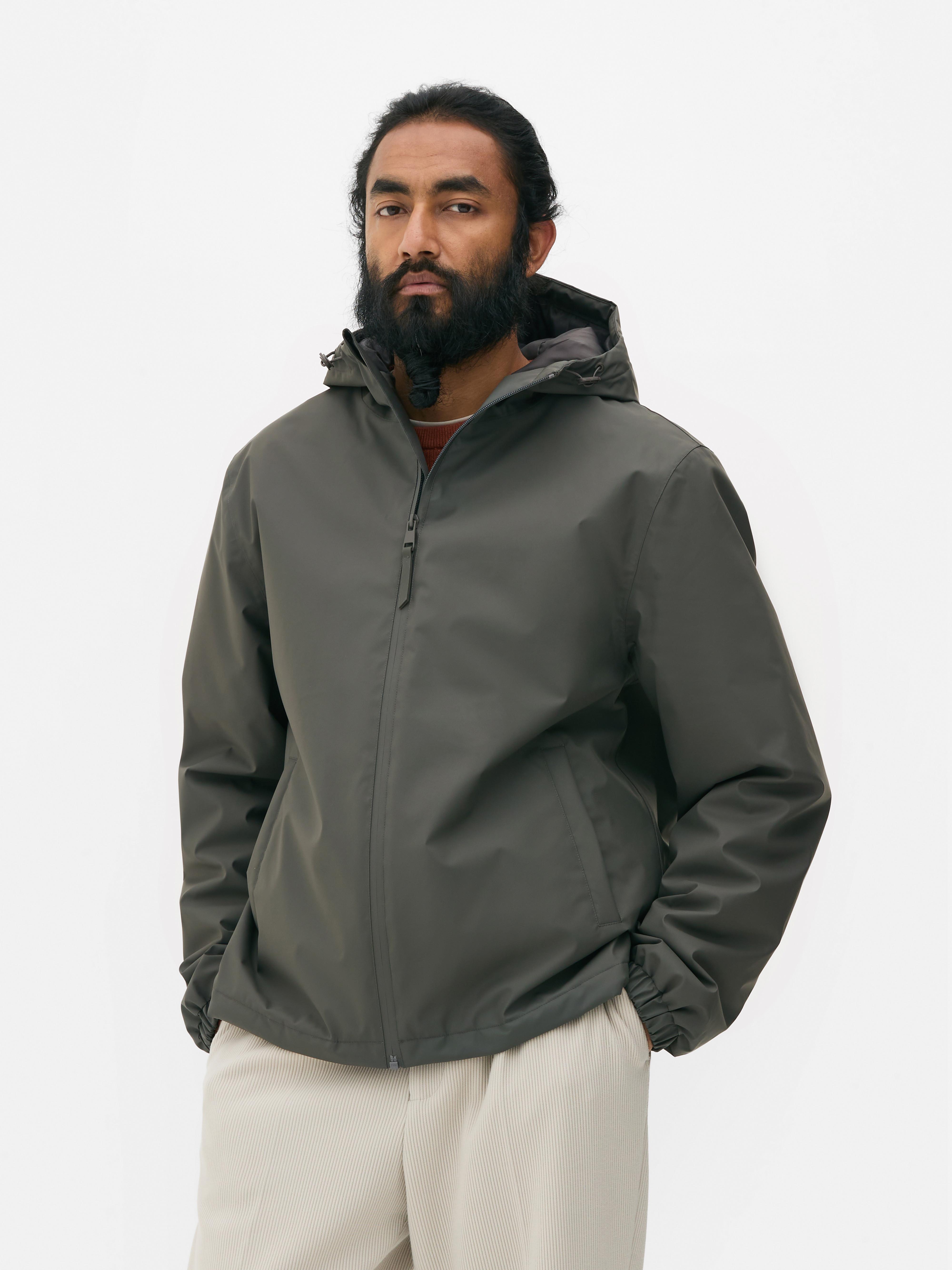 Manteau imperméable à capuche