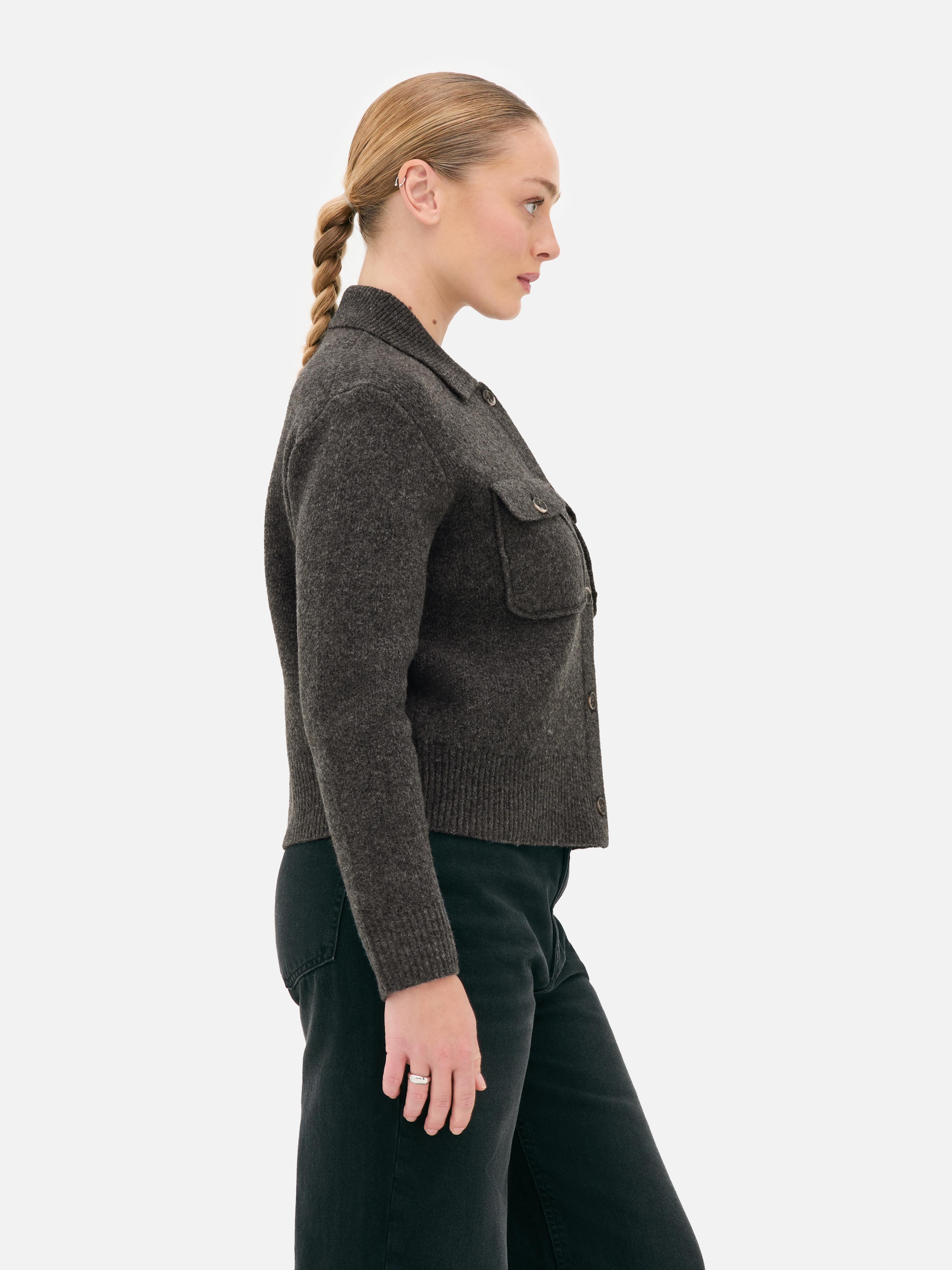 Camisa-chaqueta de punto con dos bolsillos